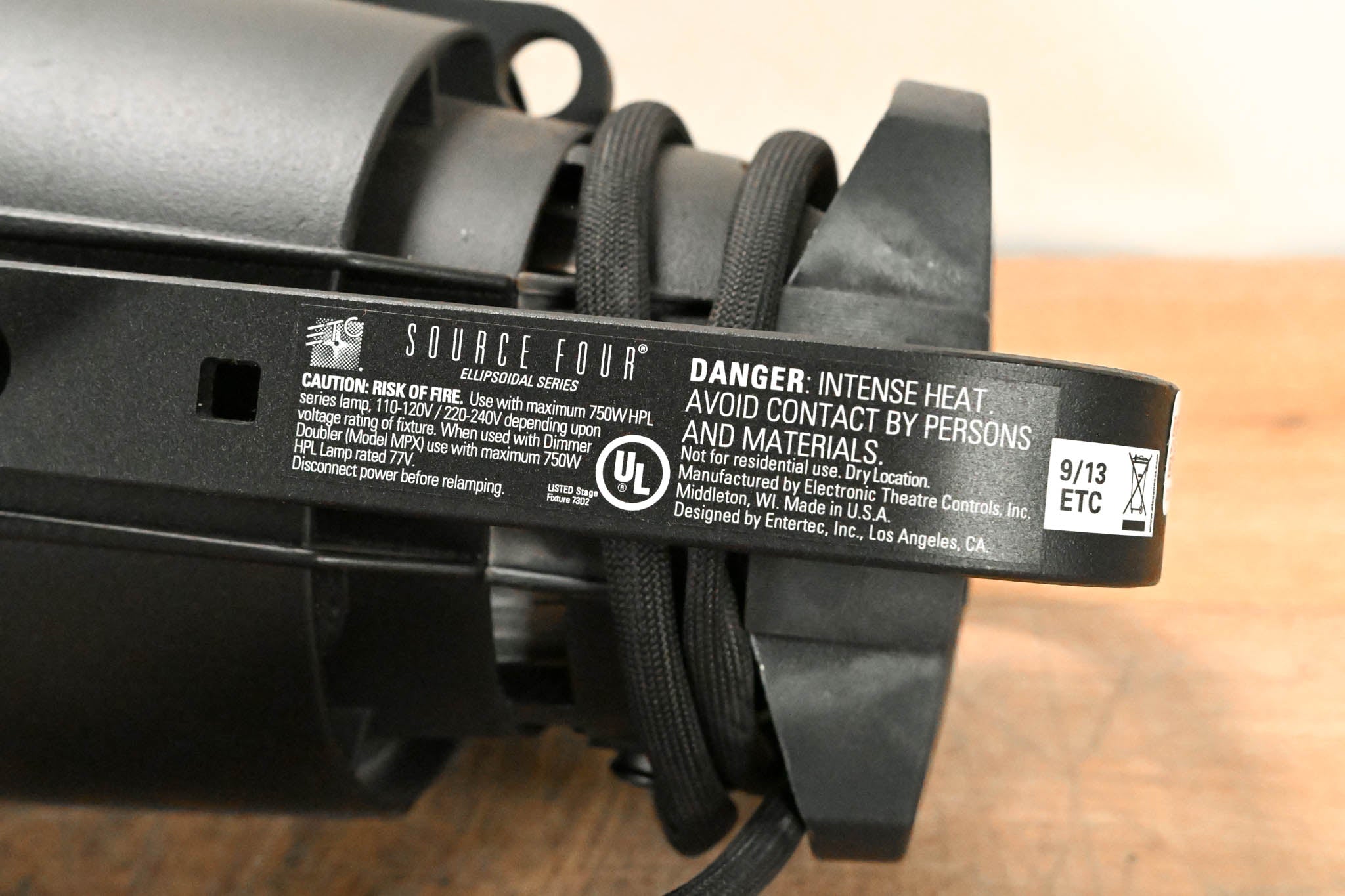 ETC Source Four Zoom 15-30 Degree 750 Ellipsoidal Light