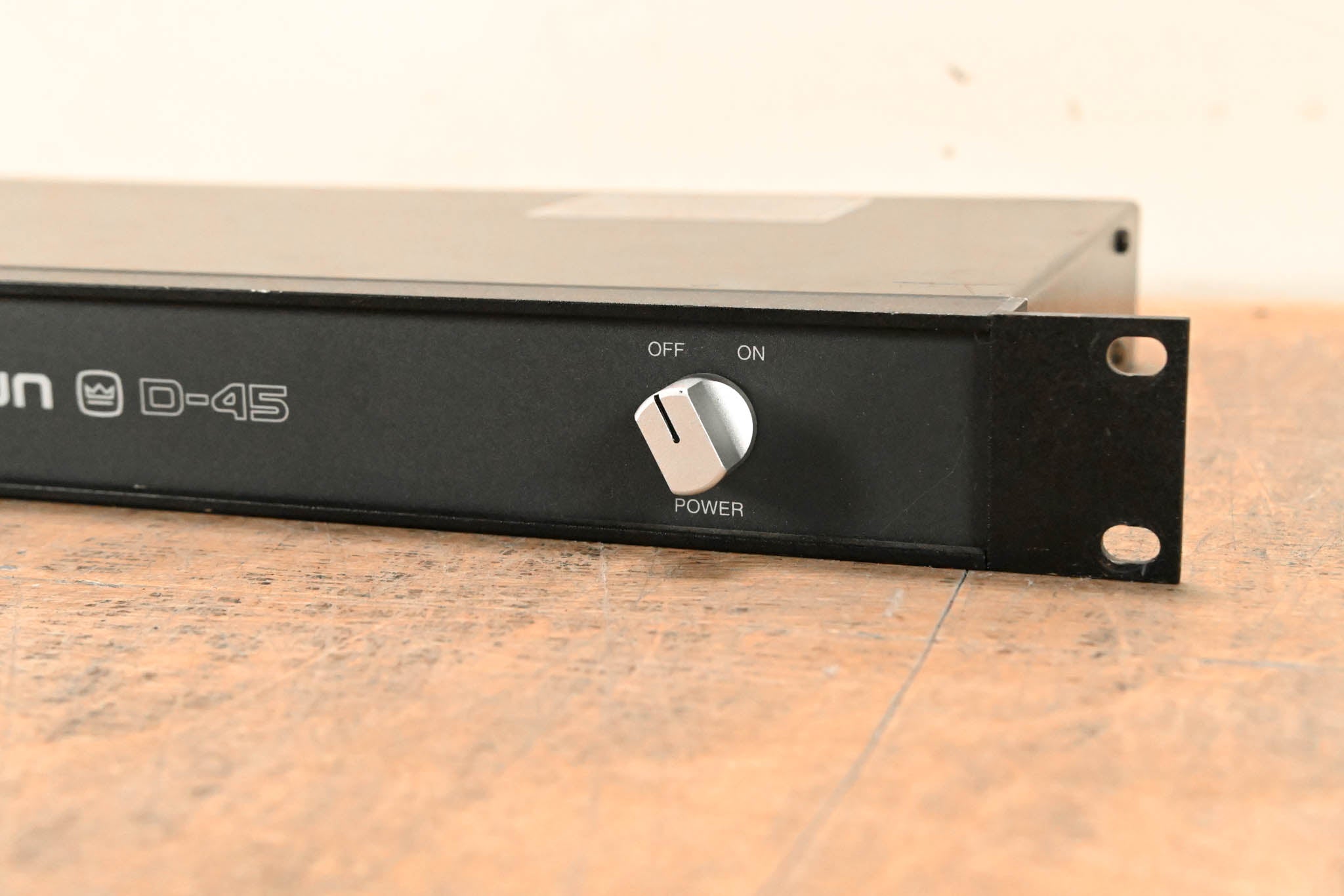 Crown D-45 Two-Channel, 35W Power Amplifier