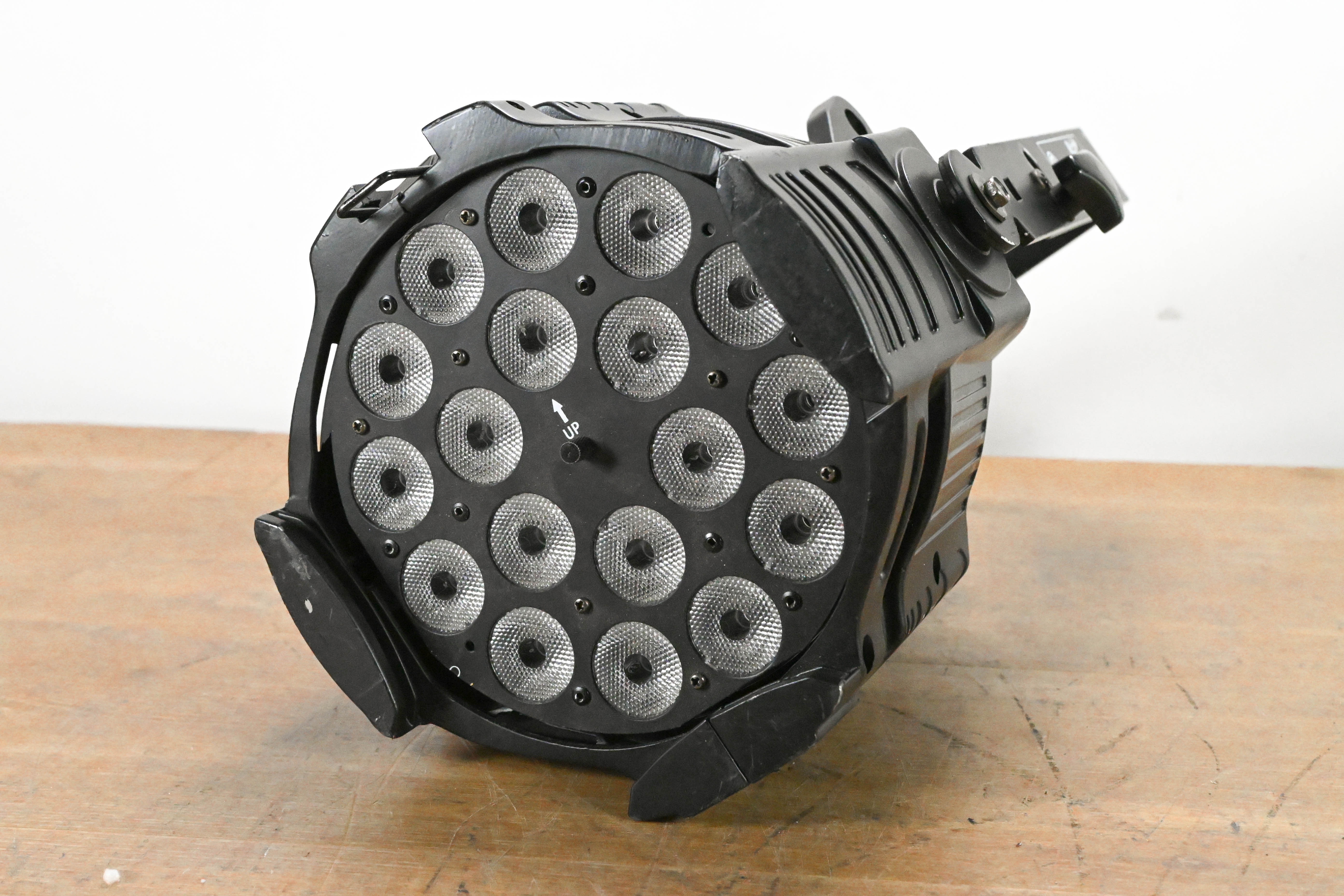 Elation OPTI TRI PAR 18 x 3W Tri Color LED Par