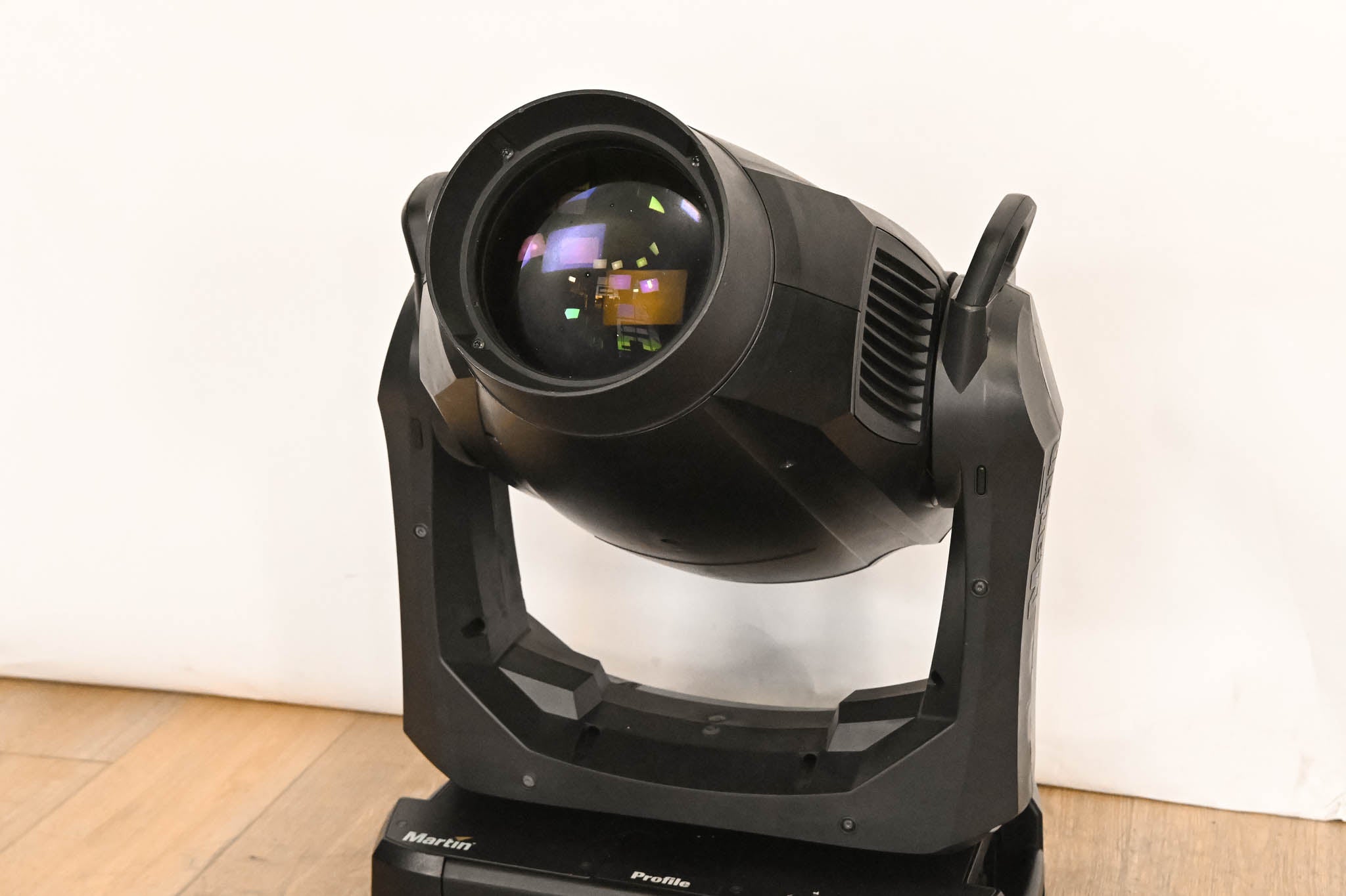 Martin MAC Viper Profile High Output Discharge-Based Moving Light