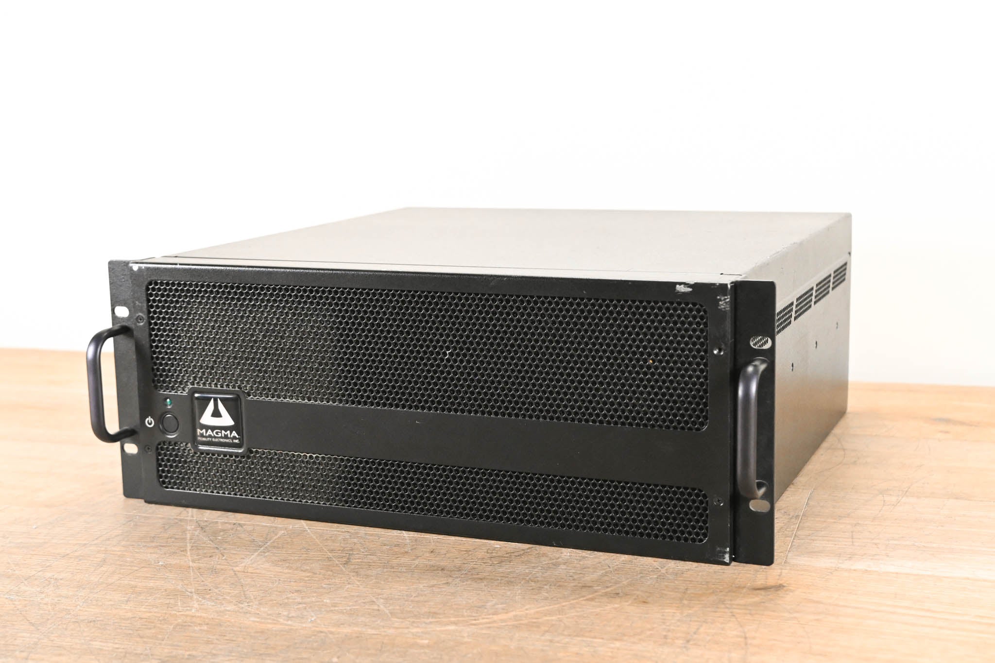 Magma PE6R4 6Slot PCI Pro Tools HD Expansion Chassis with Cards