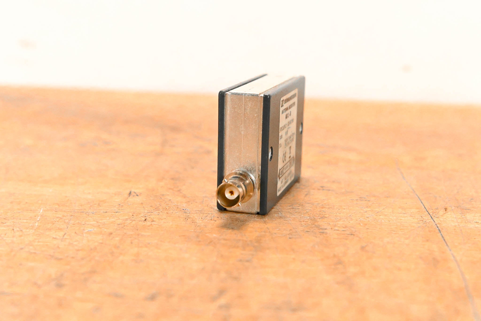 Sennheiser AB2-B Antenna Booster 626-662 MHz