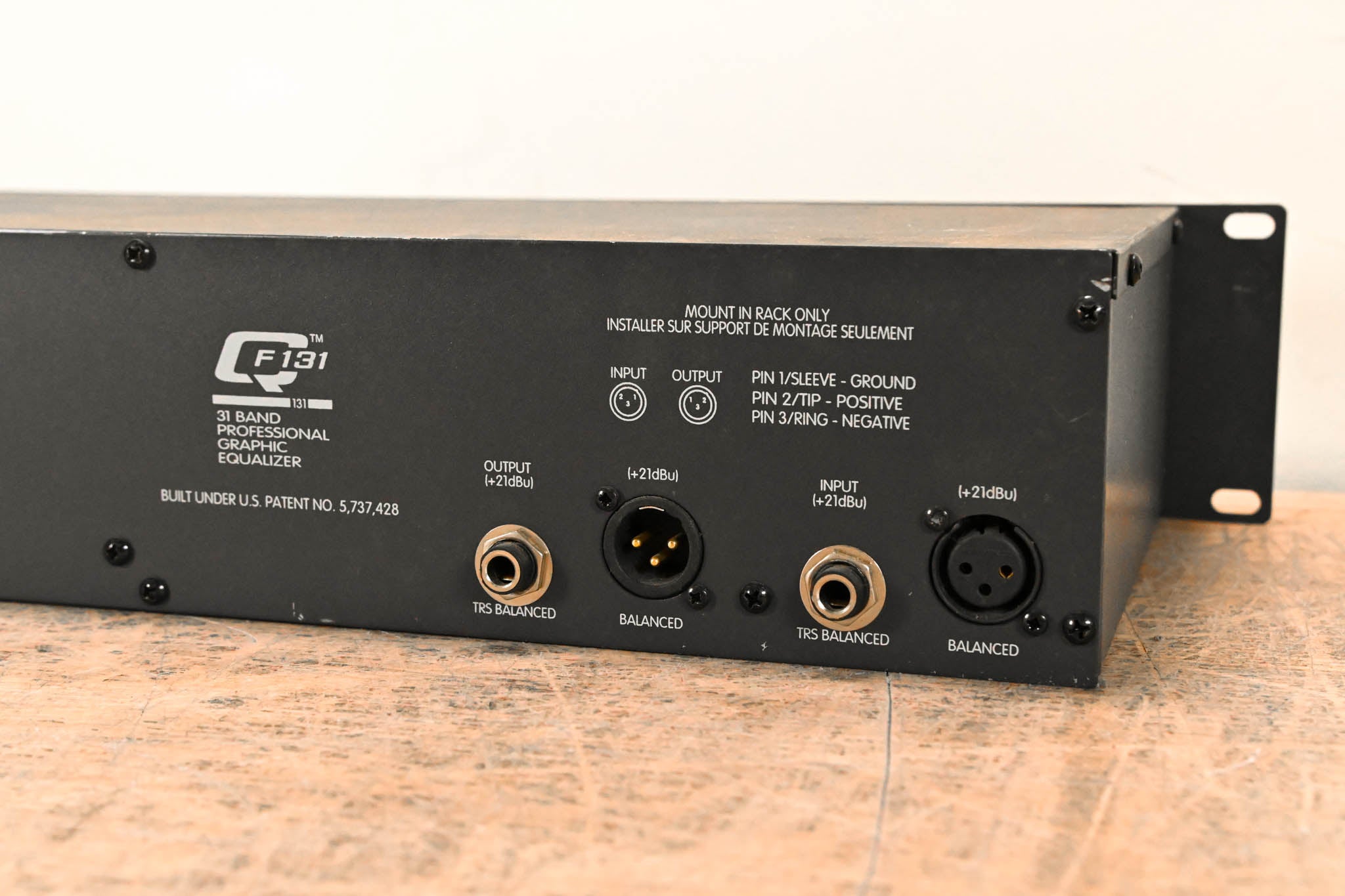 Peavey QF 131 31-Band Graphic Equalizer