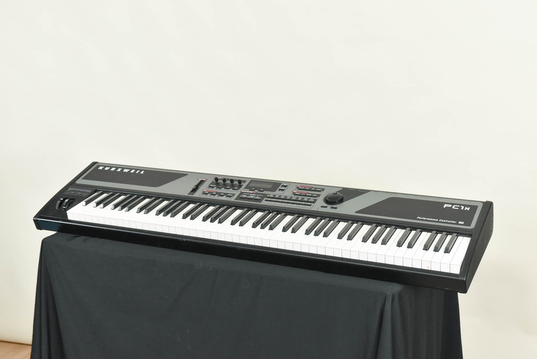 Kurzweil PC1X 88-Note Weighted Keyboard (NO POWER SUPPLY)