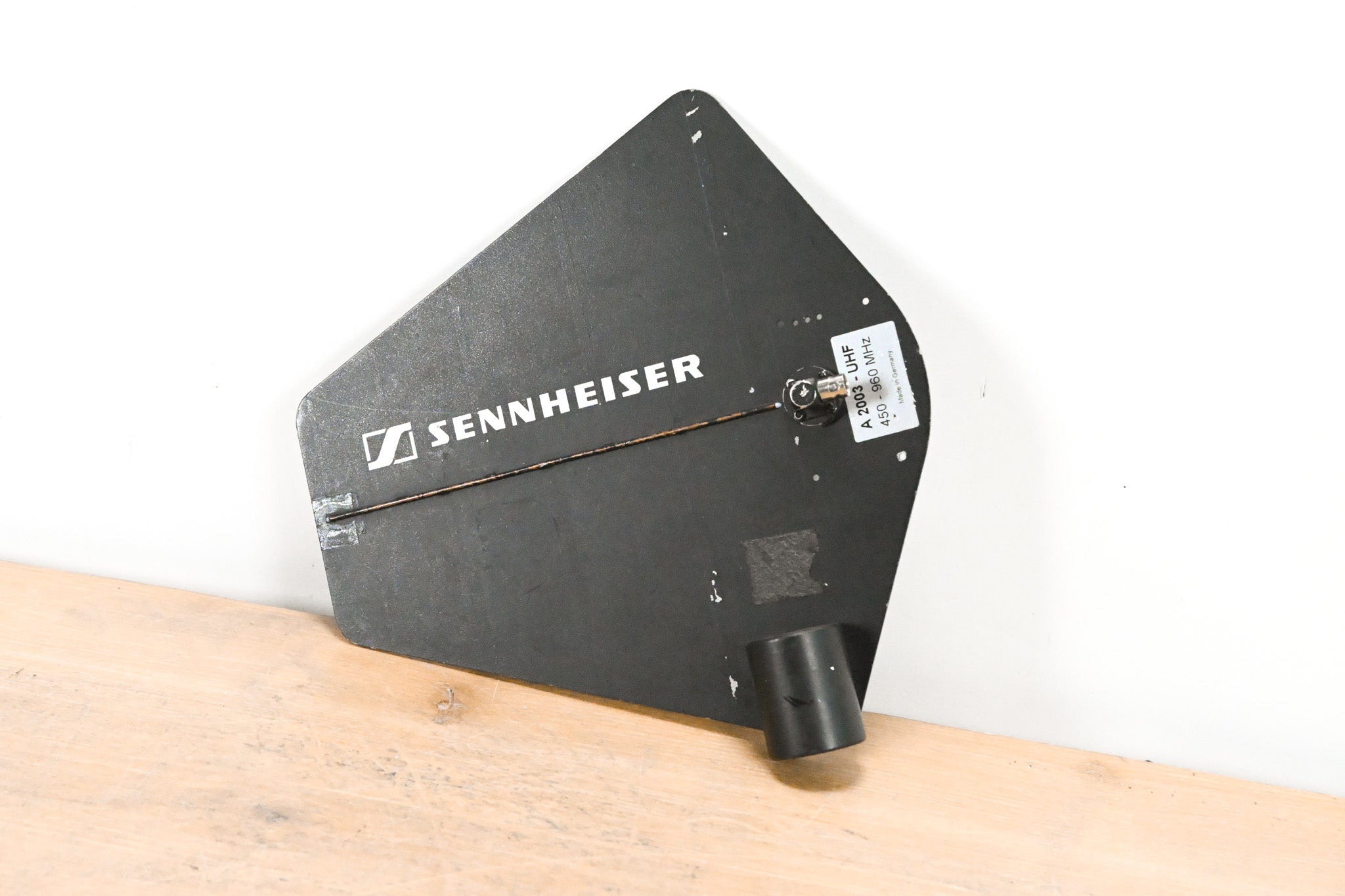 Sennheiser A-2003-UHF Passive Directional Antenna - 450-960 MHz