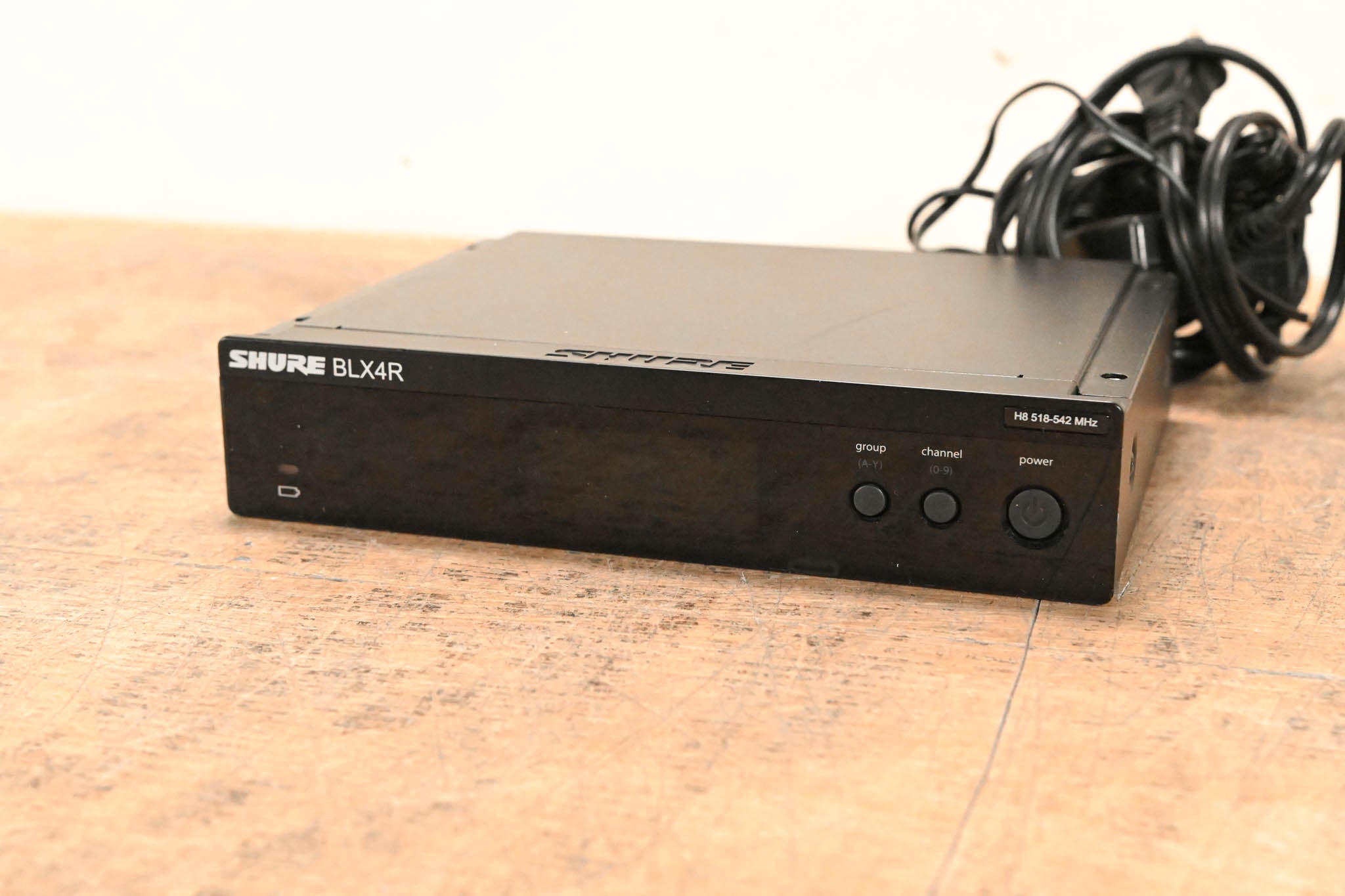 Shure BLX24R/B58 Handheld Wireless System - H8 Band: 518-542 MHz