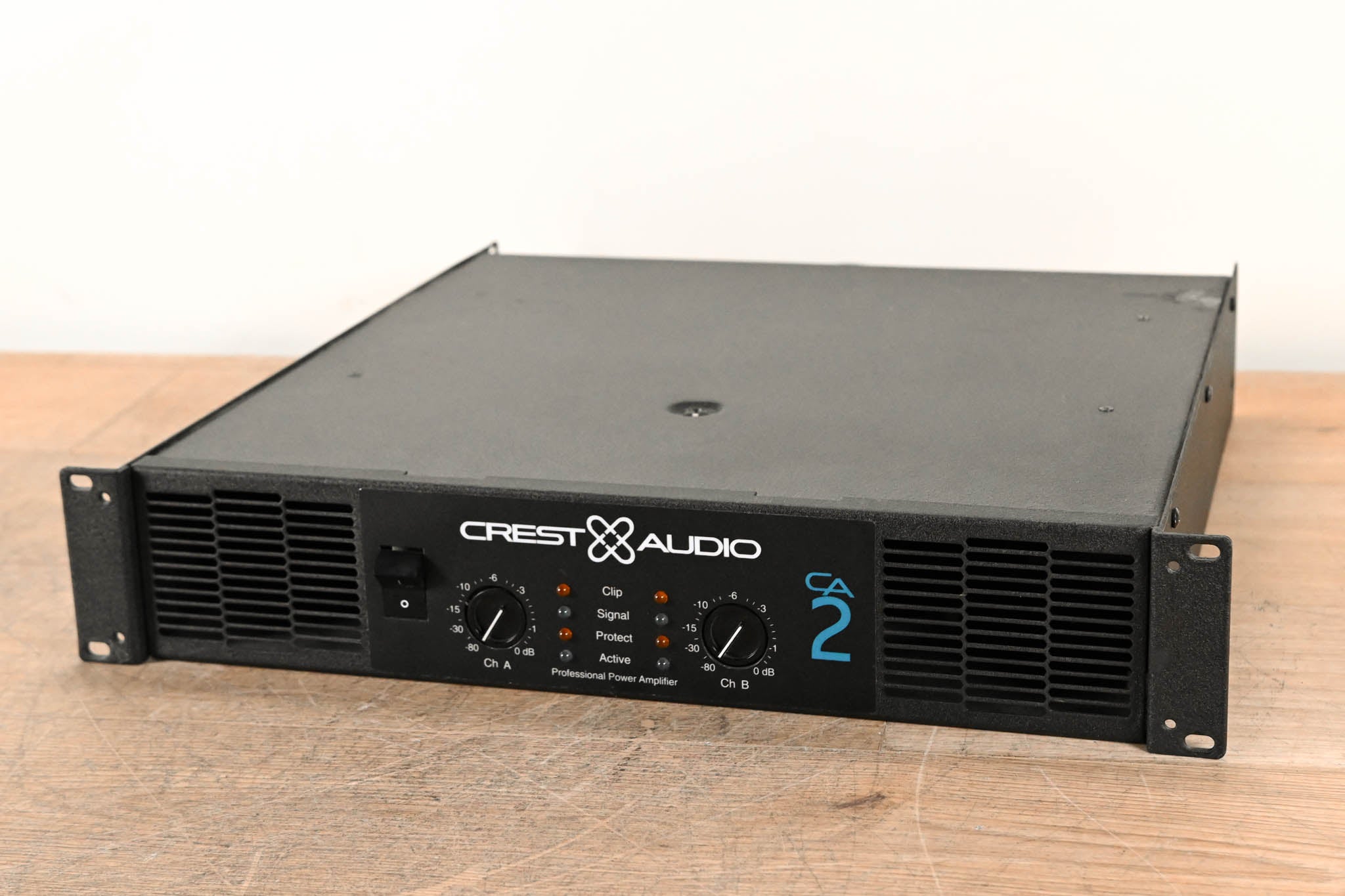 Crest Audio CA2 2-Channel Power Amplifier