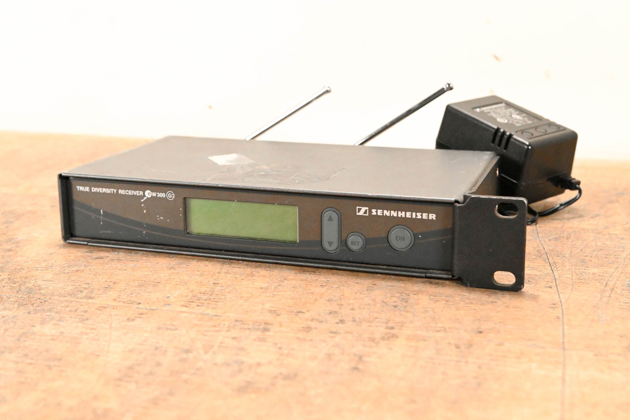 Sennheiser EM 300 G2 Wireless Receiver - A Range: 518-554 MHz