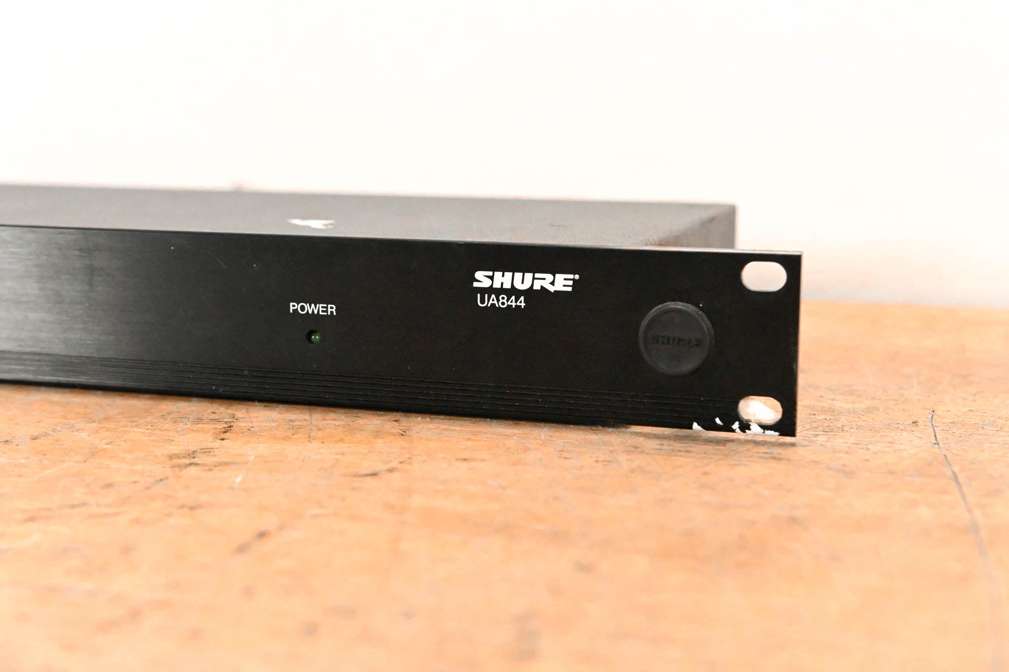 Shure UA844SWB Antenna Distribution System - 470-952 MHz NO POWER SUPPLY