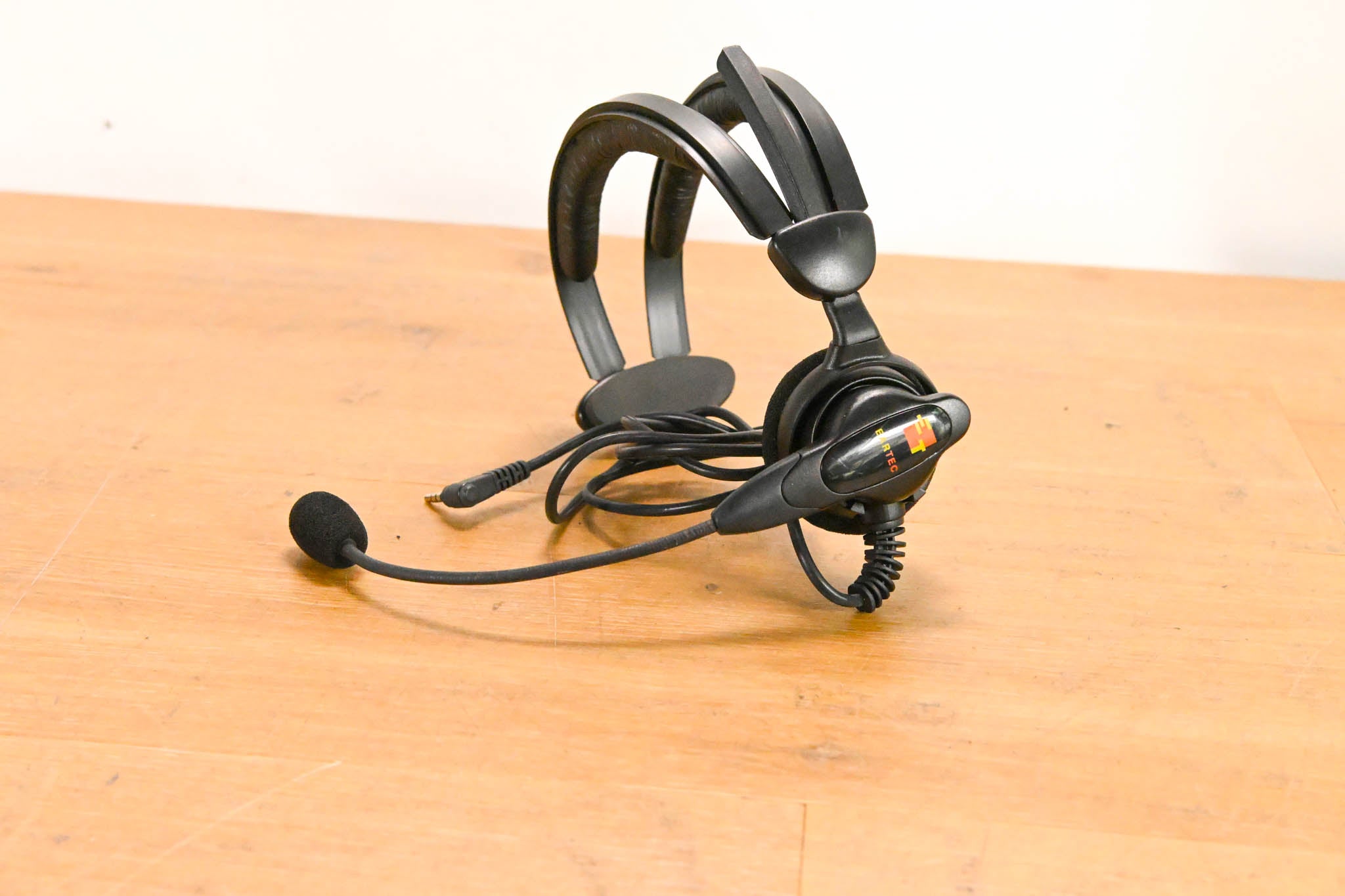 Eartec UltraLite Mid-Weight Wired Headset