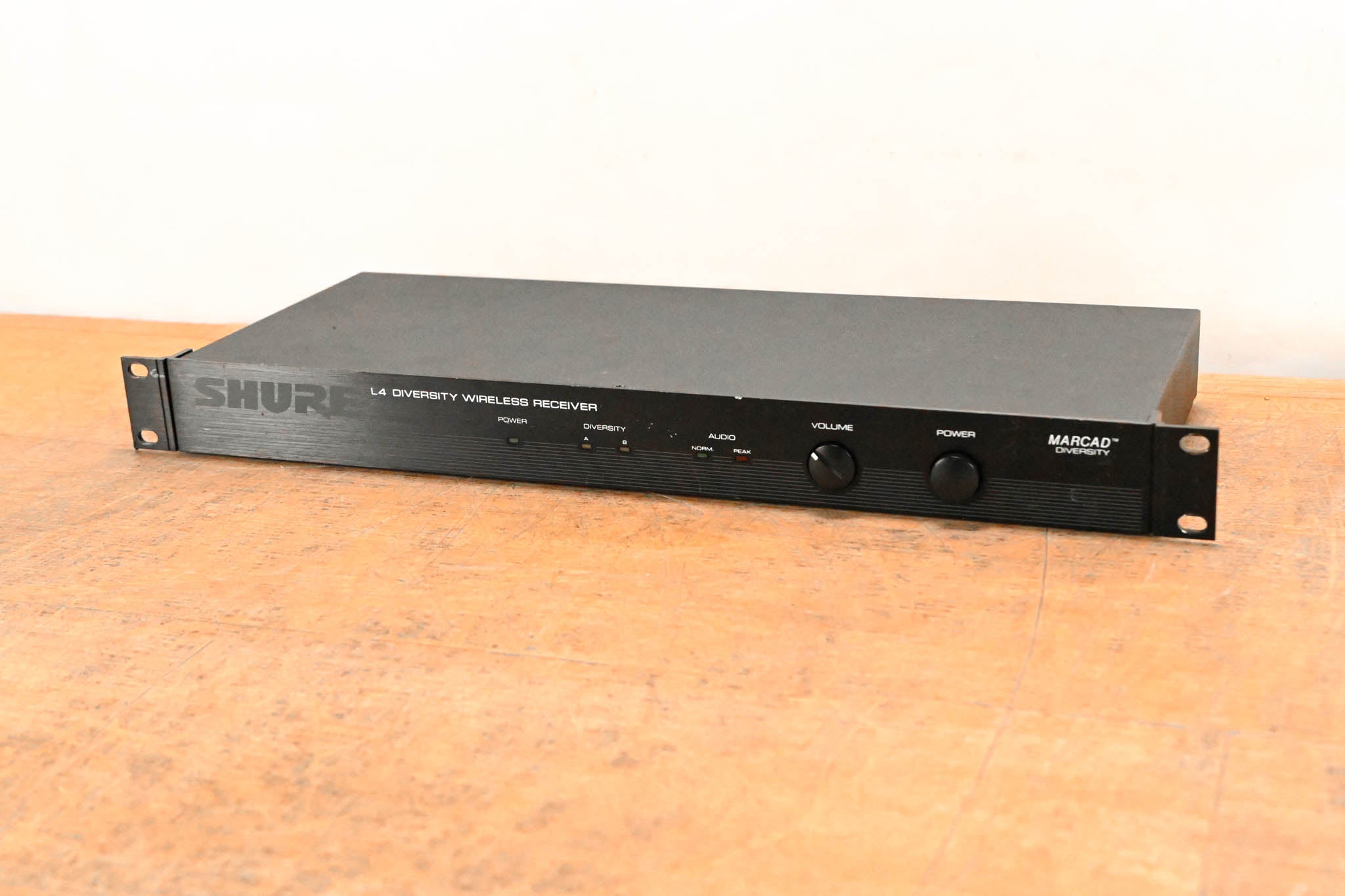 Shure L4 Diversity Wireless Receiver - 171.845 MHz (NO POWER SUPPLY)