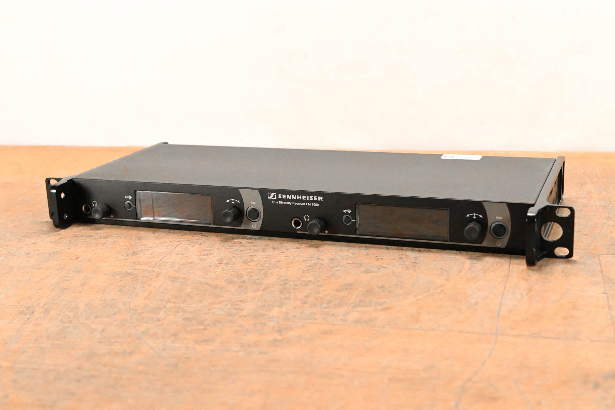 Sennheiser EM 2050 Dual-Channel Wireless Receiver Aw Range: 516-558 MHz