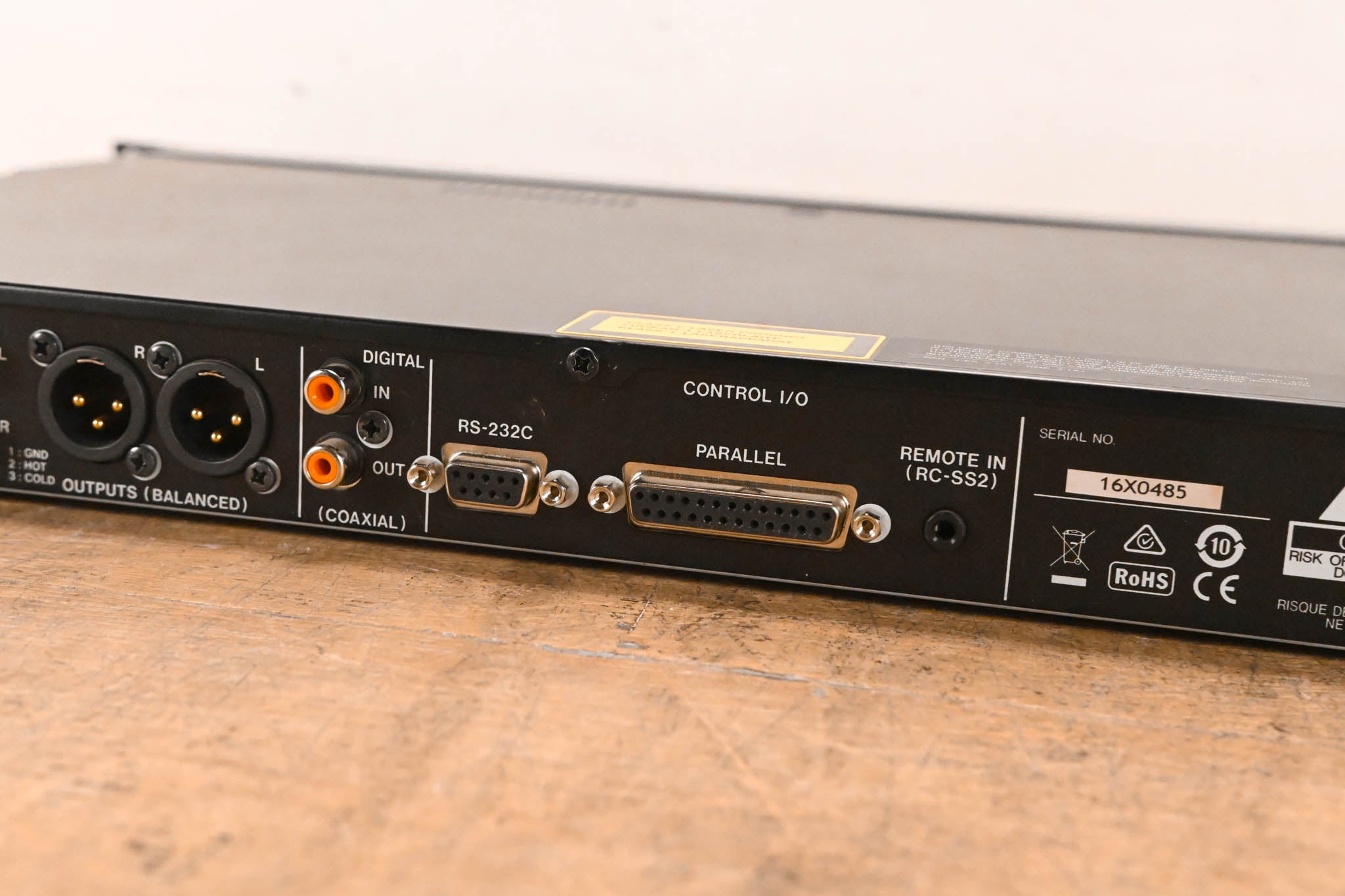 TASCAM SS-CDR200 Solid State and CD Digital Audio Recorder