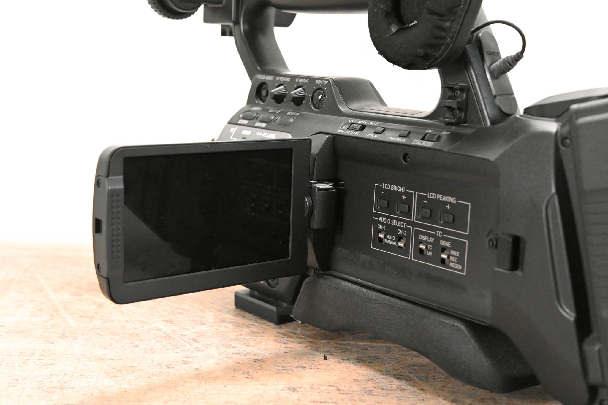 JVC GY-HM790CHU ProHD ENG / Studio Camera