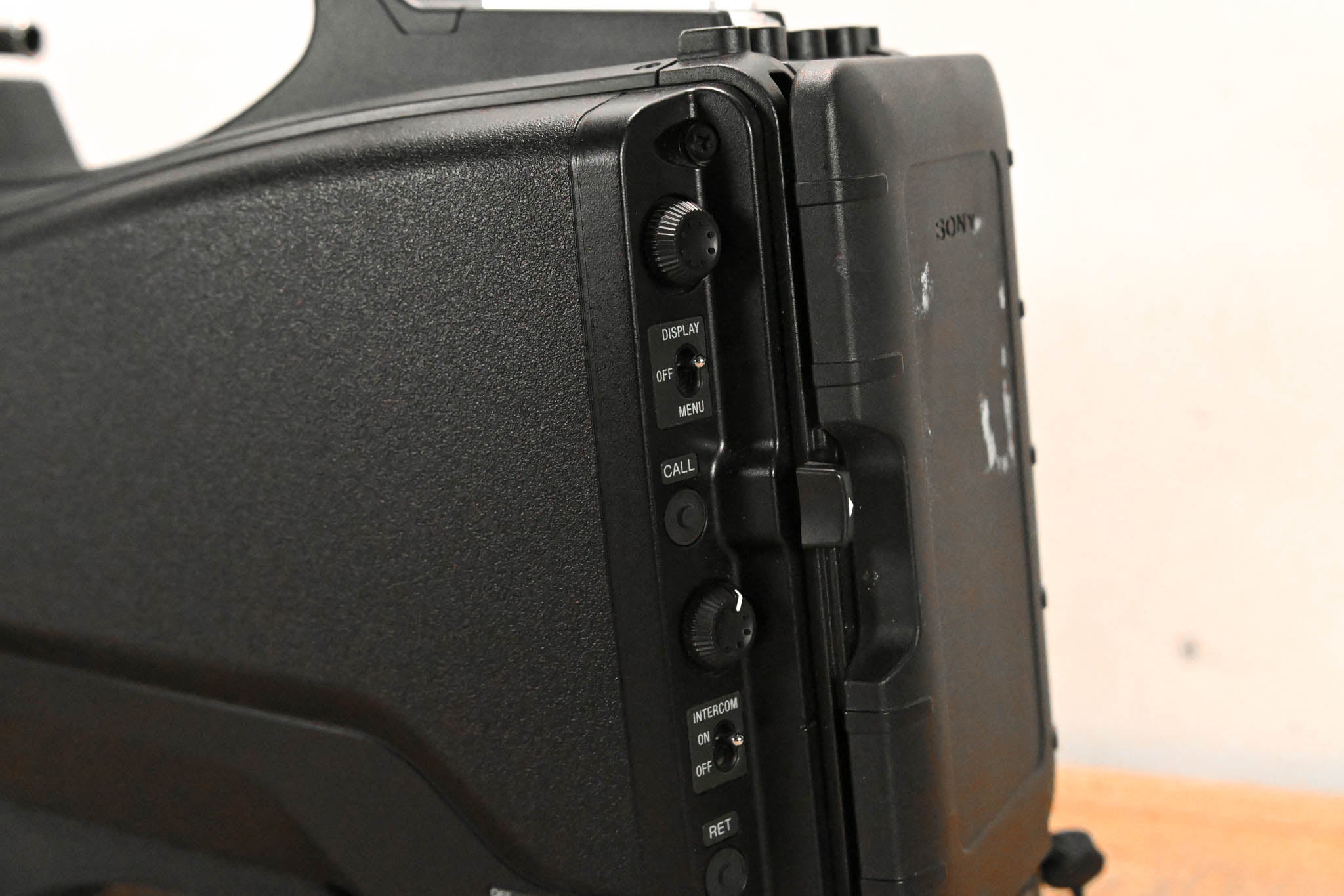 Sony HXC-D70 HD/SD Studio Camera