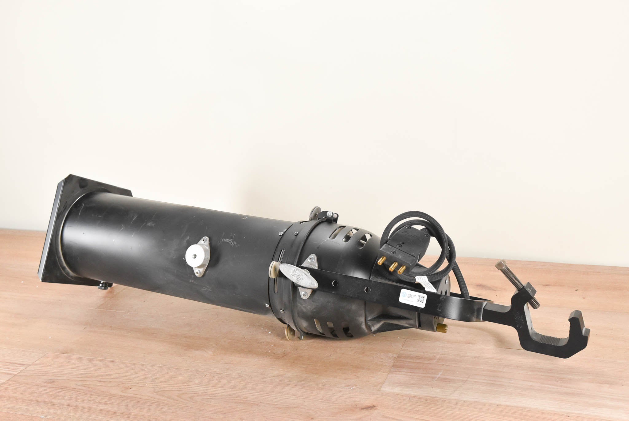 L&E AQ61 Ellipsoidal Light (Unknown Lens Degree)
