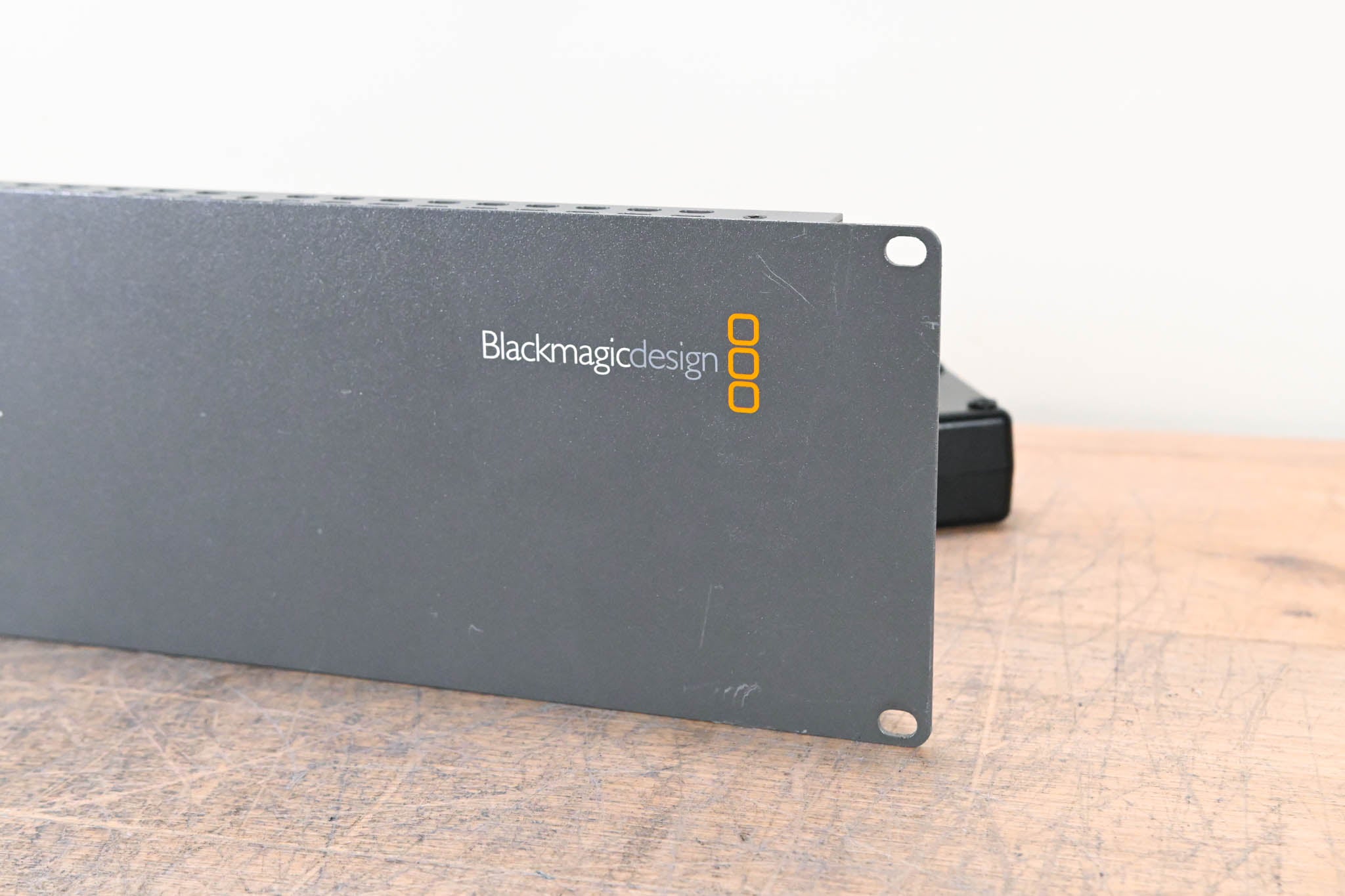 Blackmagic Design ATEM 2 M/E Production Switcher