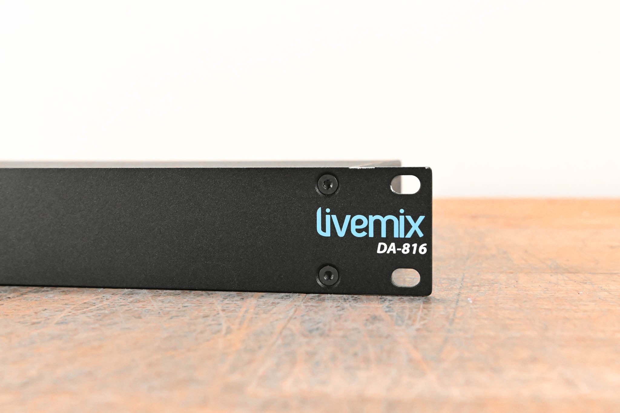 Digital Audio Labs Livemix DA-816 Analog Output Unit (NO POWER SUPPLY)
