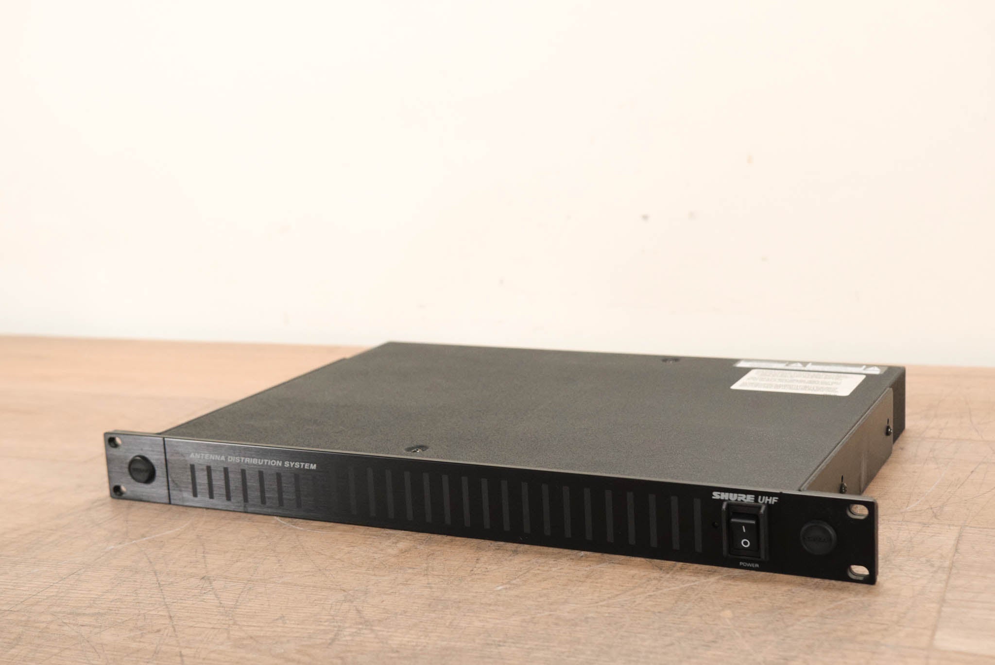 Shure UA845-UA UHF Antenna Distribution System 782-806 MHz