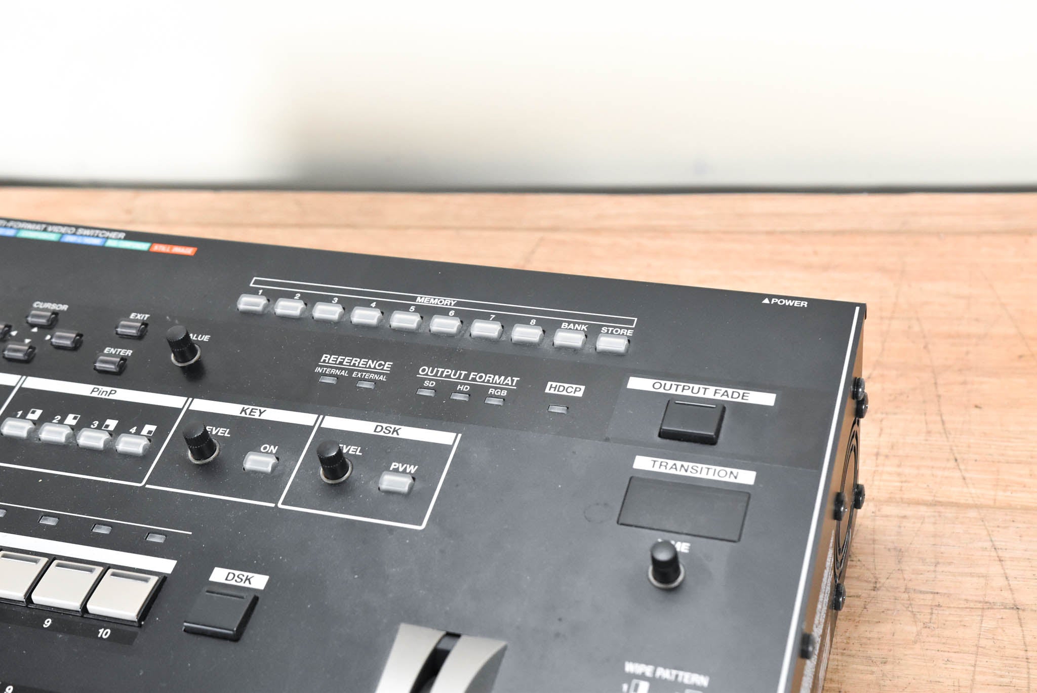 Roland V-800HD Multi-Format  Video Switcher