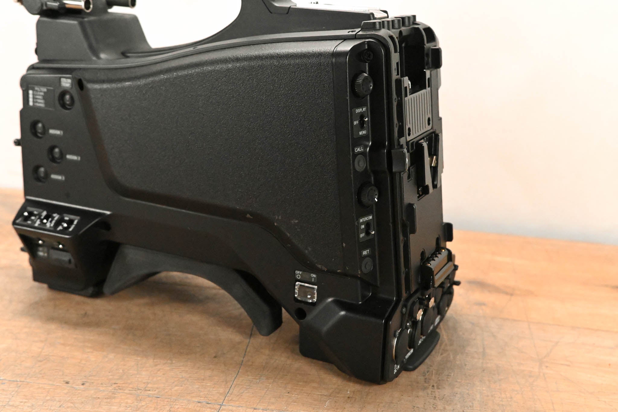 Sony HXC-D70 HD/SD Studio Camera