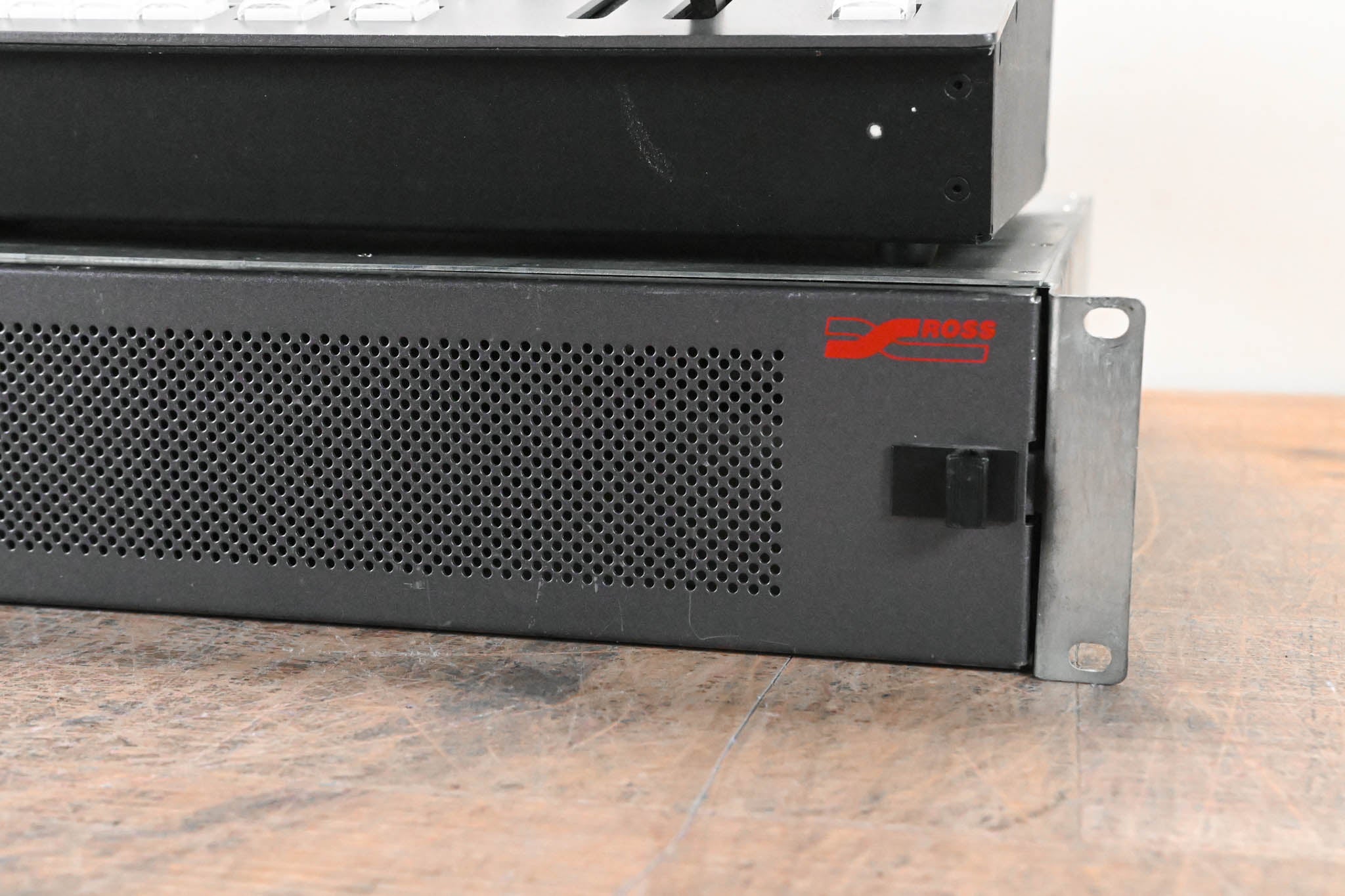 Ross CrossOver 12 12-Input HD Production Switcher (NO POWER SUPPLY)