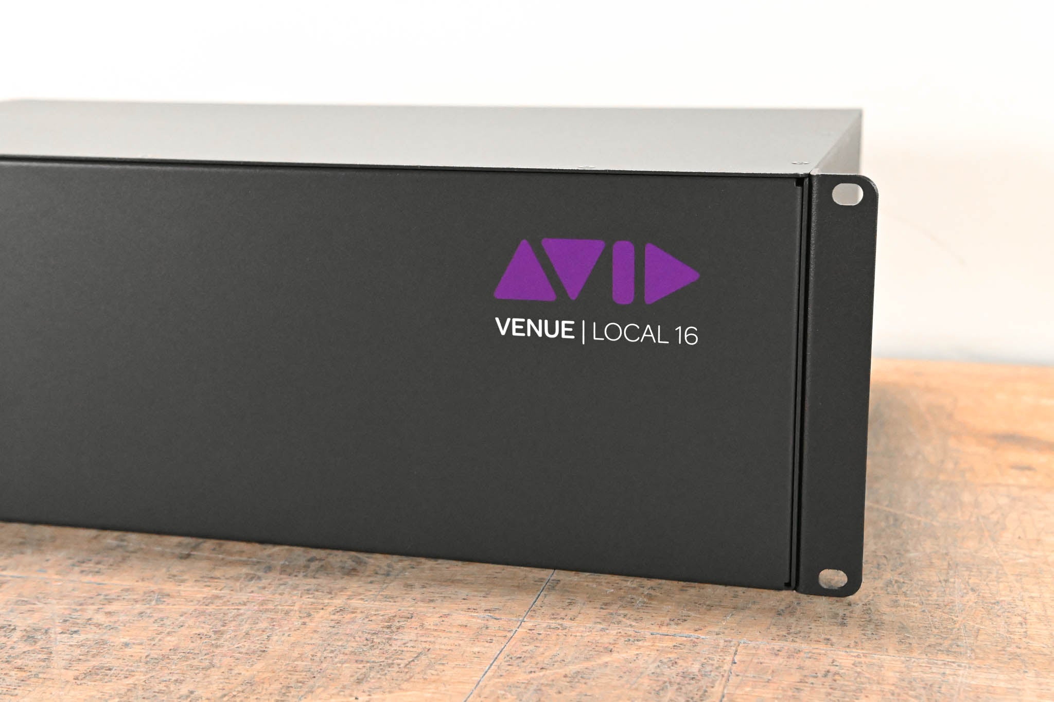 AVID VENUE Local 16 I/O Rack