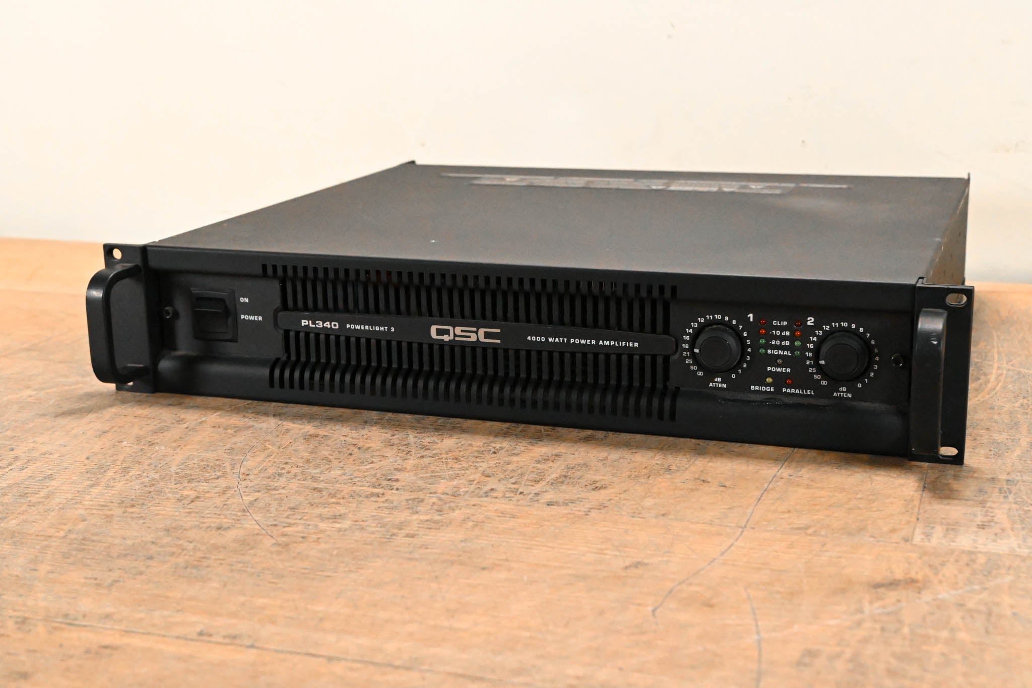 QSC PL340 Powerlight 3 Series 2-Channel Power Amplifier