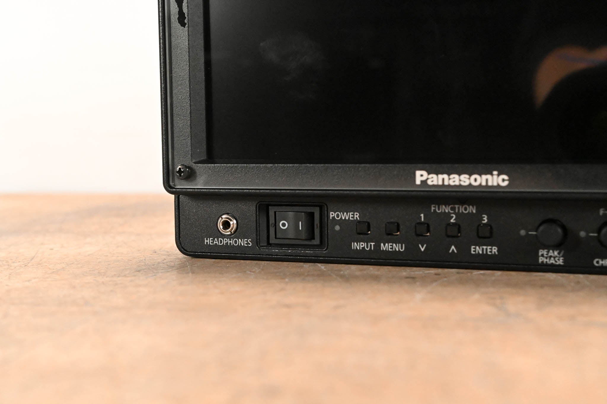 Panasonic BT-LH910G 9" LCD HDMI / SDI Video Monitor (NO POWER SUPPLY)
