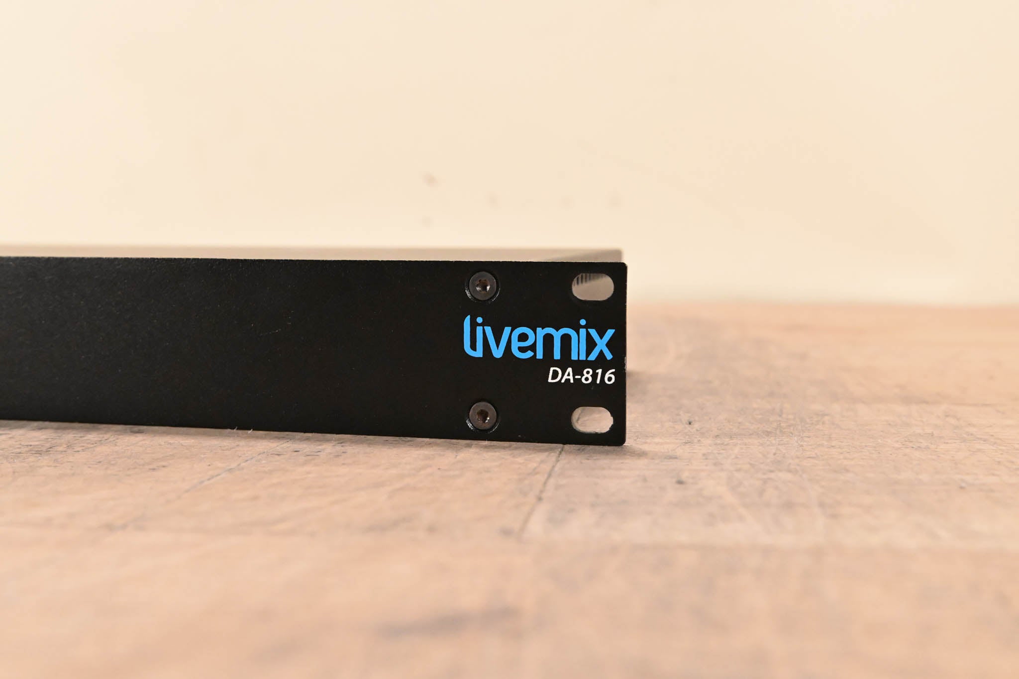 Digital Audio Labs Livemix DA-816 Analog Output Unit (NO POWER SUPPLY)