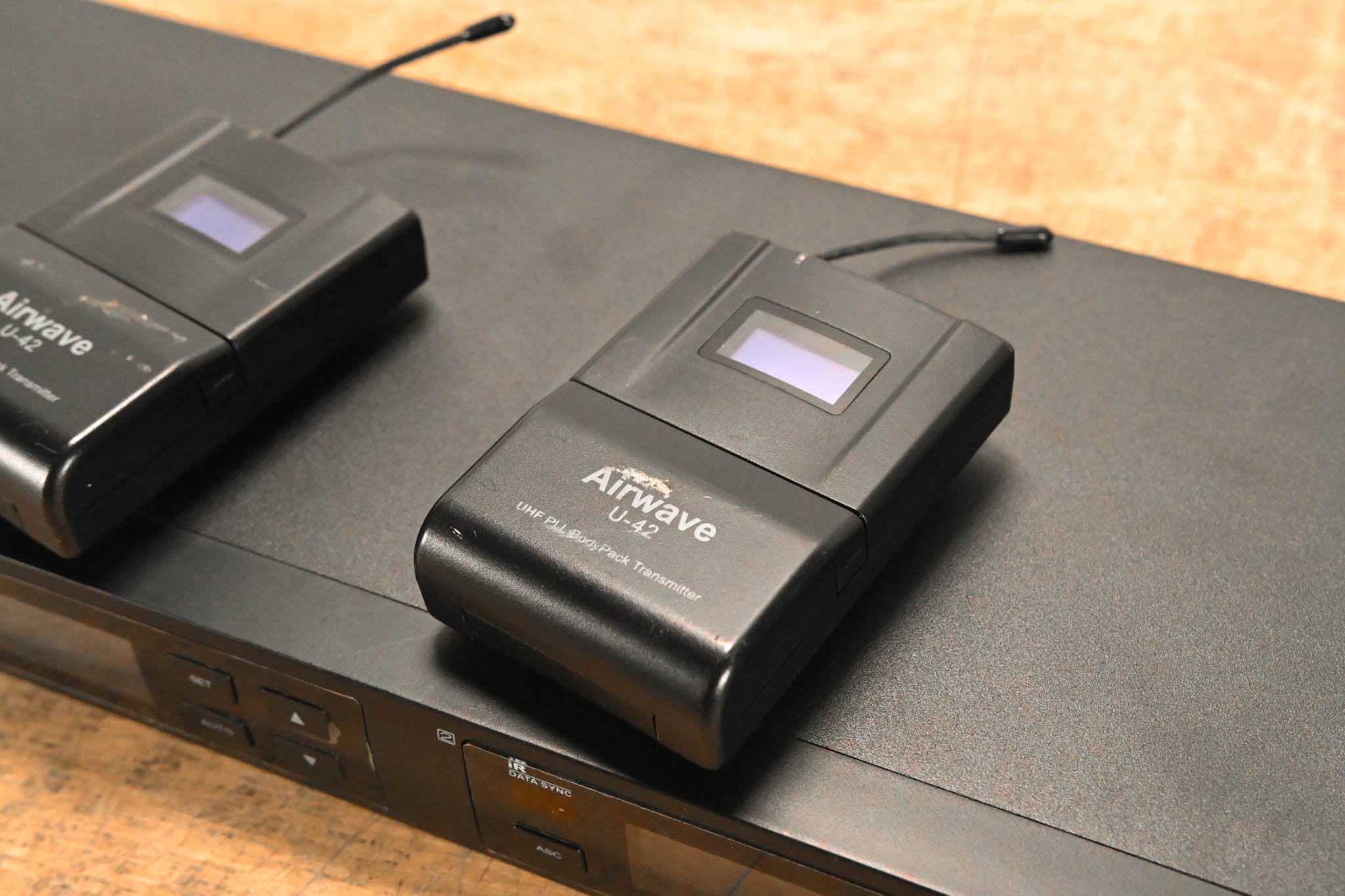 Airwave Technologies AT-4220 Wireless System B Range NO POWER SUPPLY