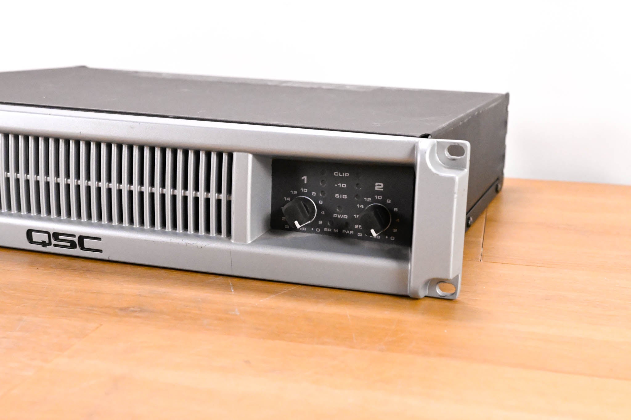 QSC PLX3102 2-Channel Power Amplifier