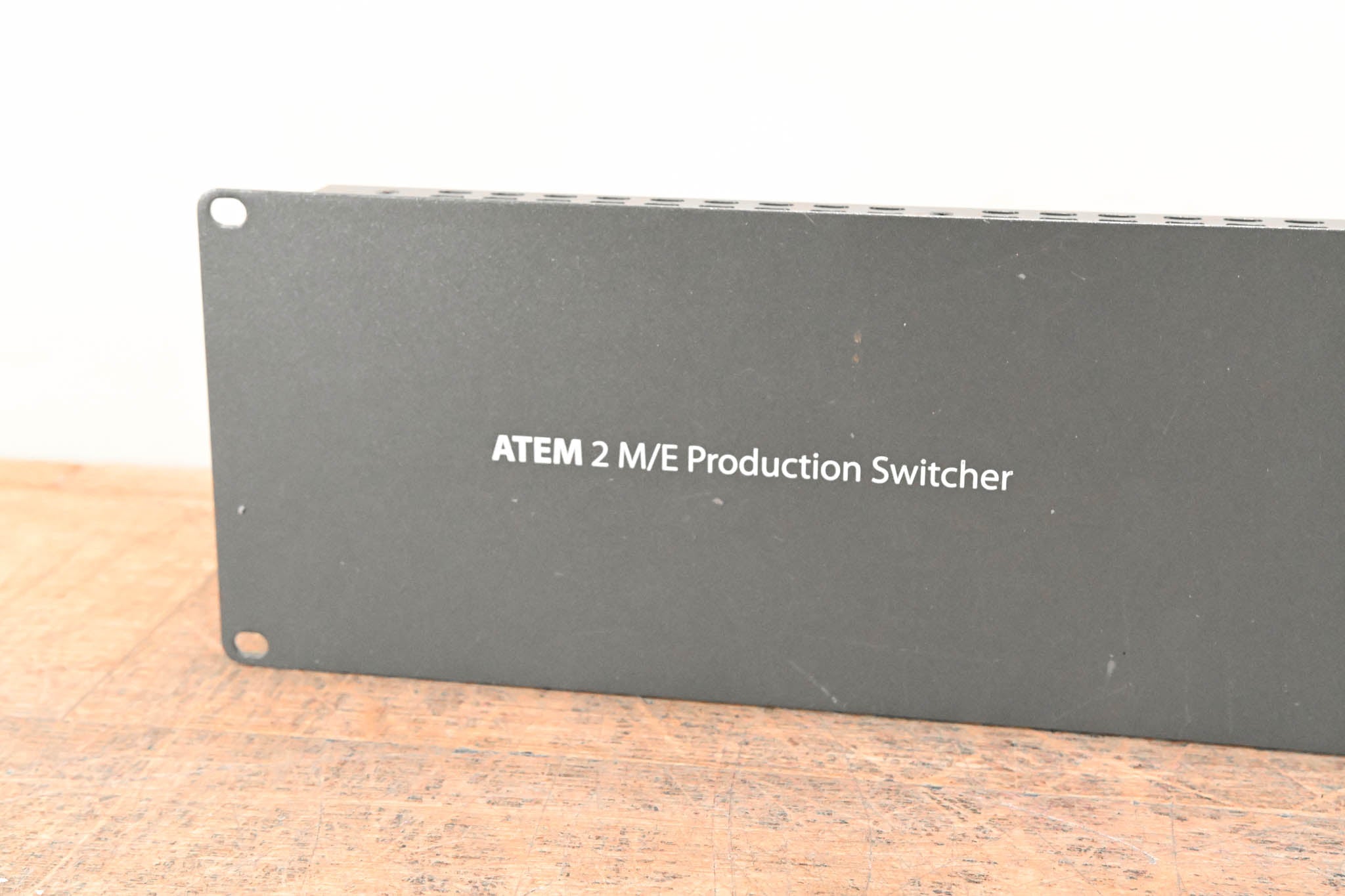 Blackmagic Design ATEM 2 M/E Production Switcher