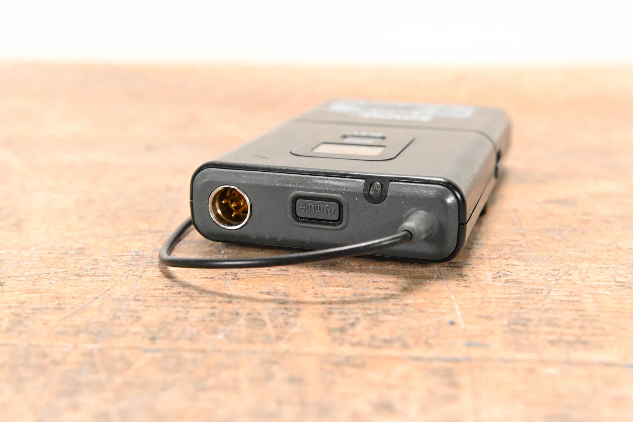 Shure SLX14 Bodypack Wireless System - G4 Band (NO POWER SUPPLY)