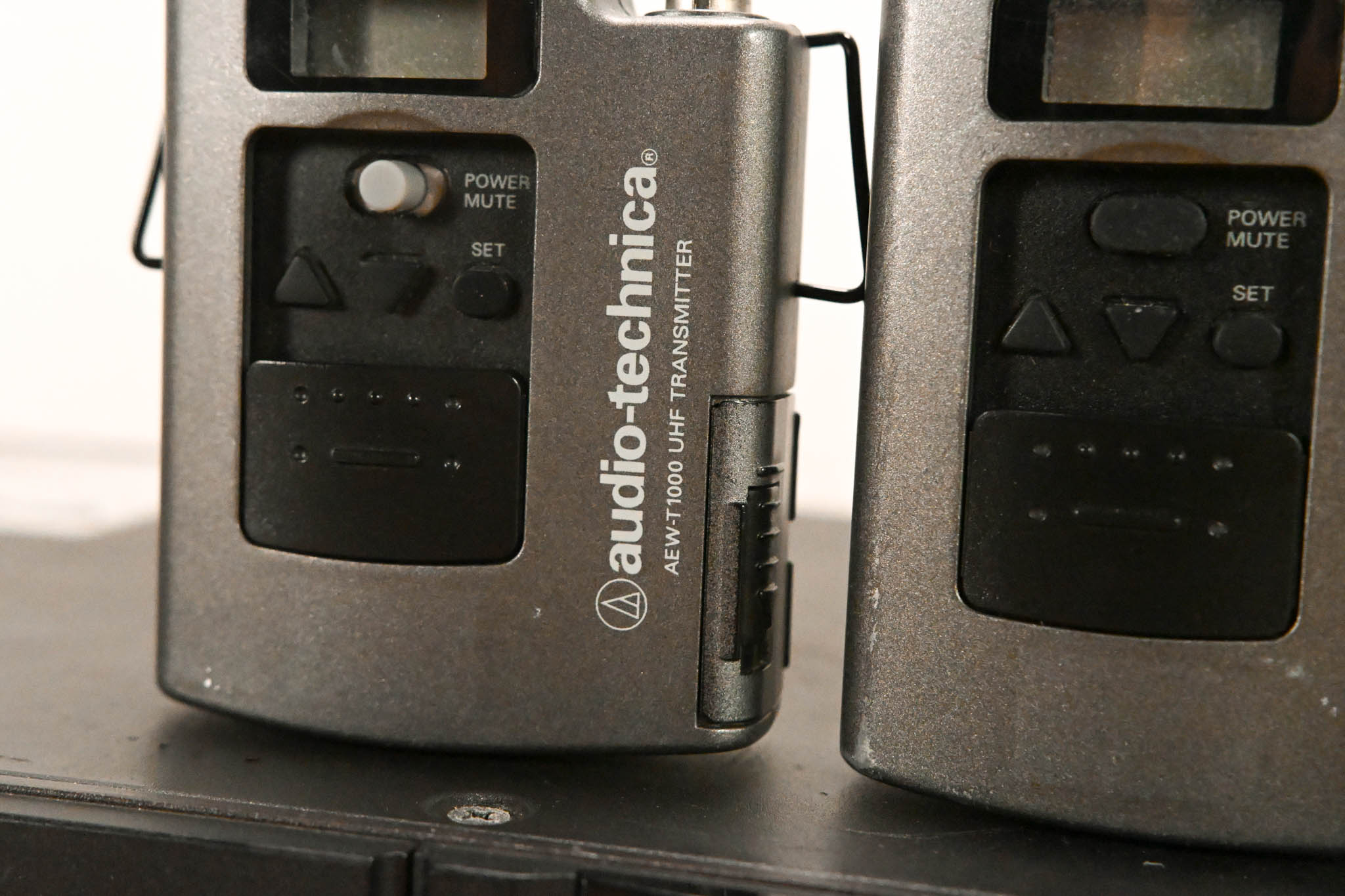 Audio-Technica AEW-R5200 Receiver w/ two AEW-T1000 Bodypacks: 541-566MHz