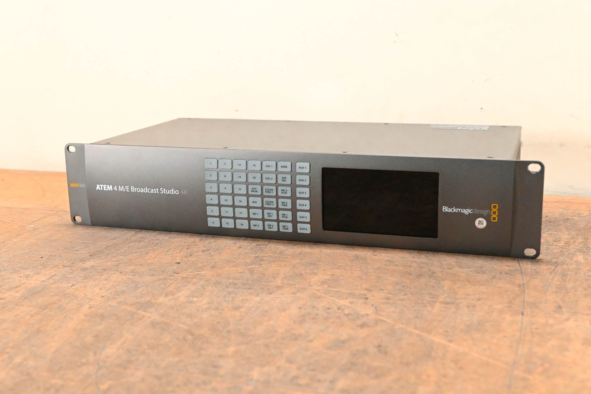 Blackmagic Design ATEM 4 M/E Broadcast Studio 4K