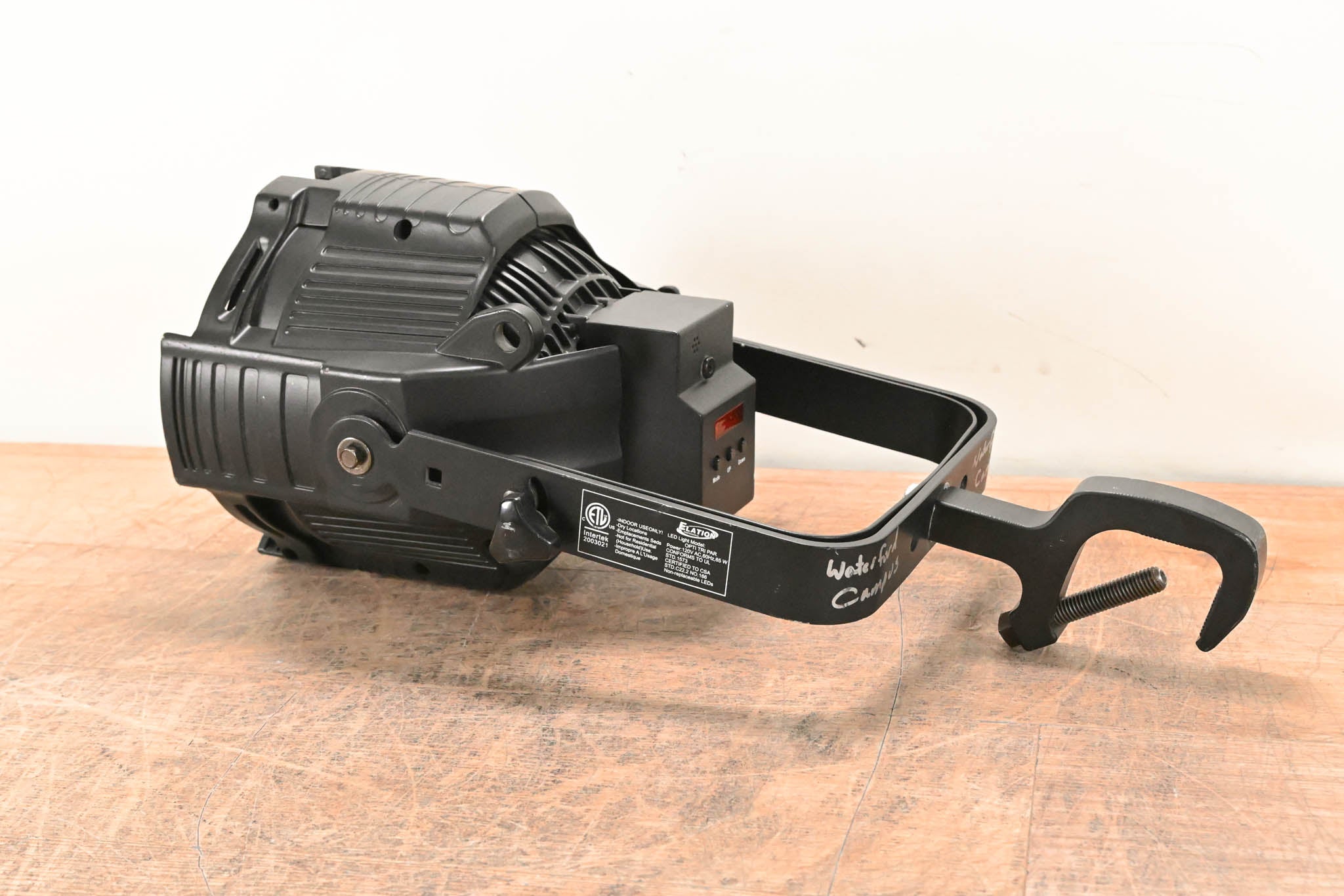 Elation OPTI TRI PAR 18 x 3W Tri Color LED Par
