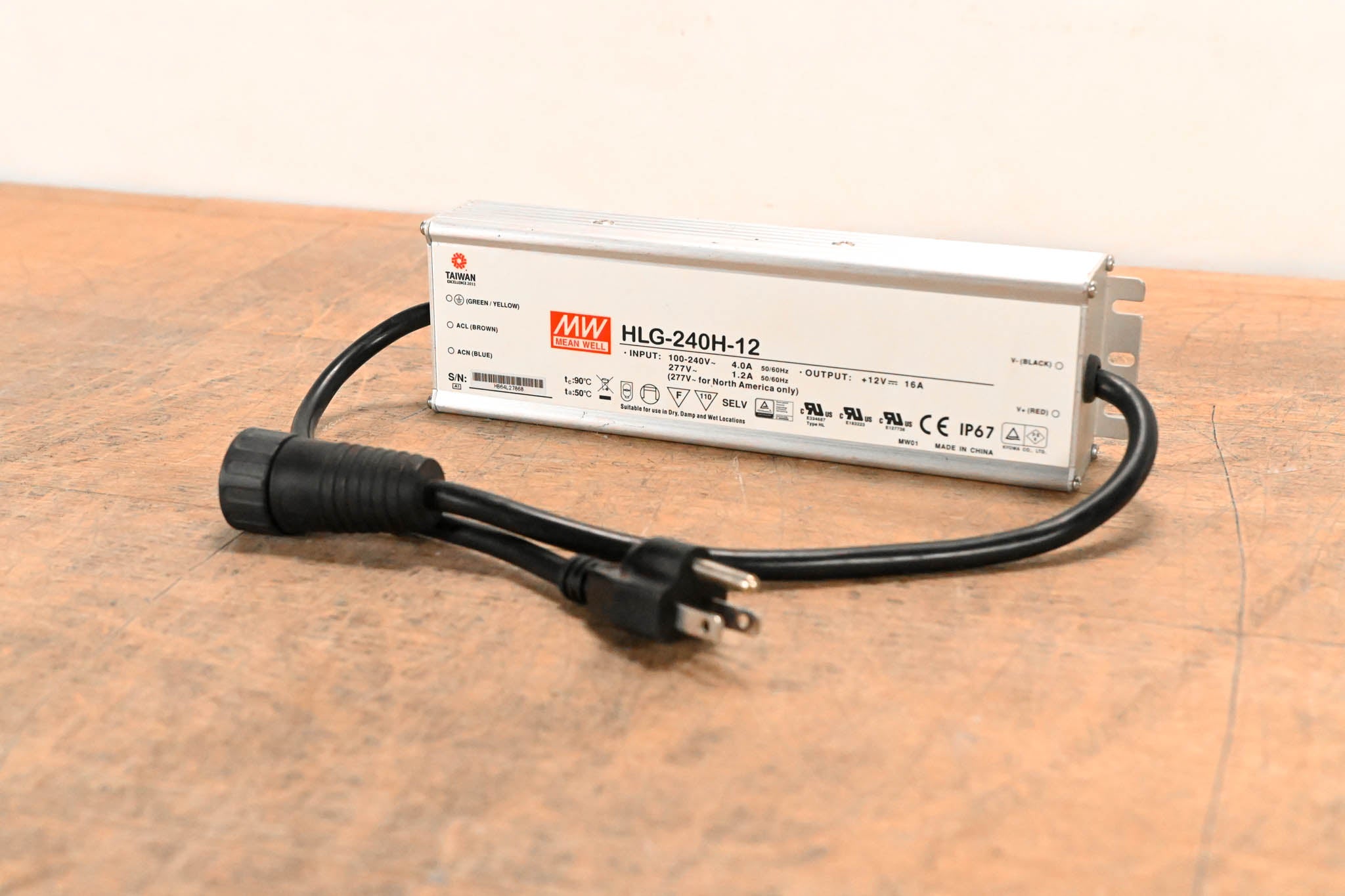 Mean Well HLG-240H-12 LED Driver Power Supply