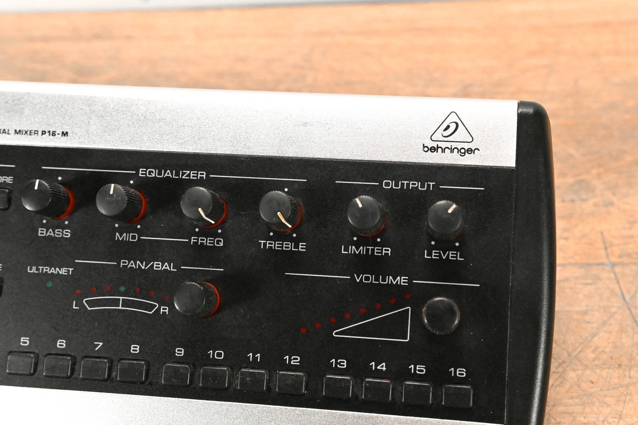 Behringer Powerplay P16-M 16-Channel Digital Personal Mixer