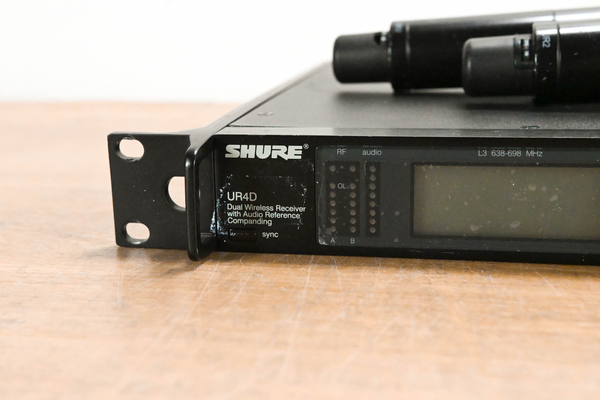 Shure UR4D Wireless Receiver w/ two UR2/SM58 Handheld Mics - L3 Band