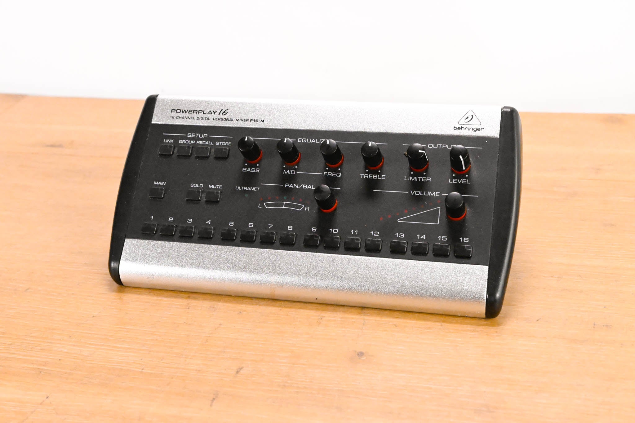 Behringer Powerplay P16-M 16-Channel Digital Personal Mixer