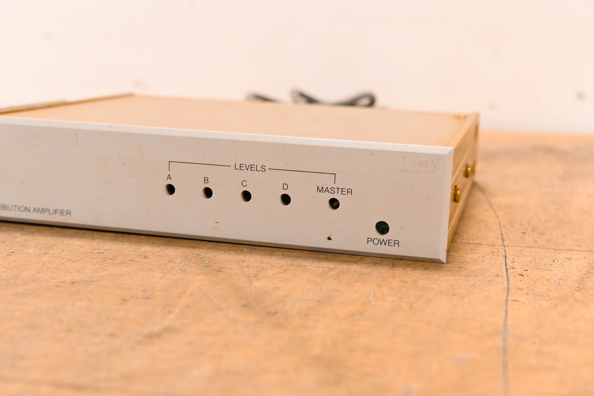 RTS 424 Audio Distribution Amplifier