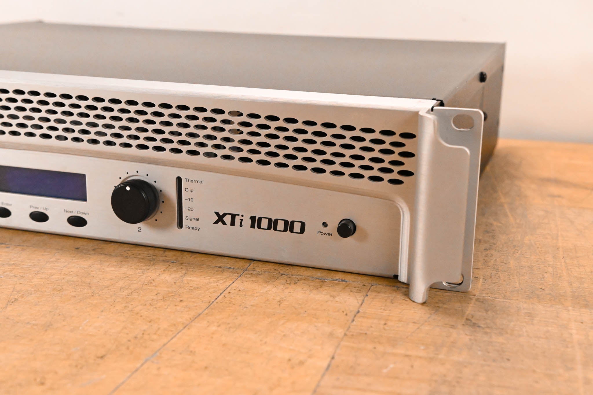 Crown XTi 1000 Stereo Power Amplifier with DSP