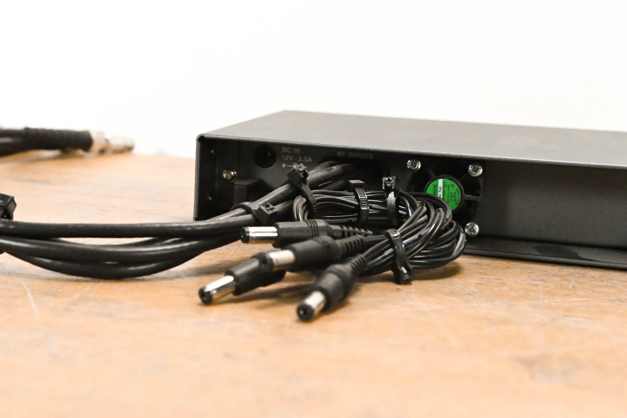 Sennheiser AC2 RF Combiner 500-870 MHz (NO POWER SUPPLY)