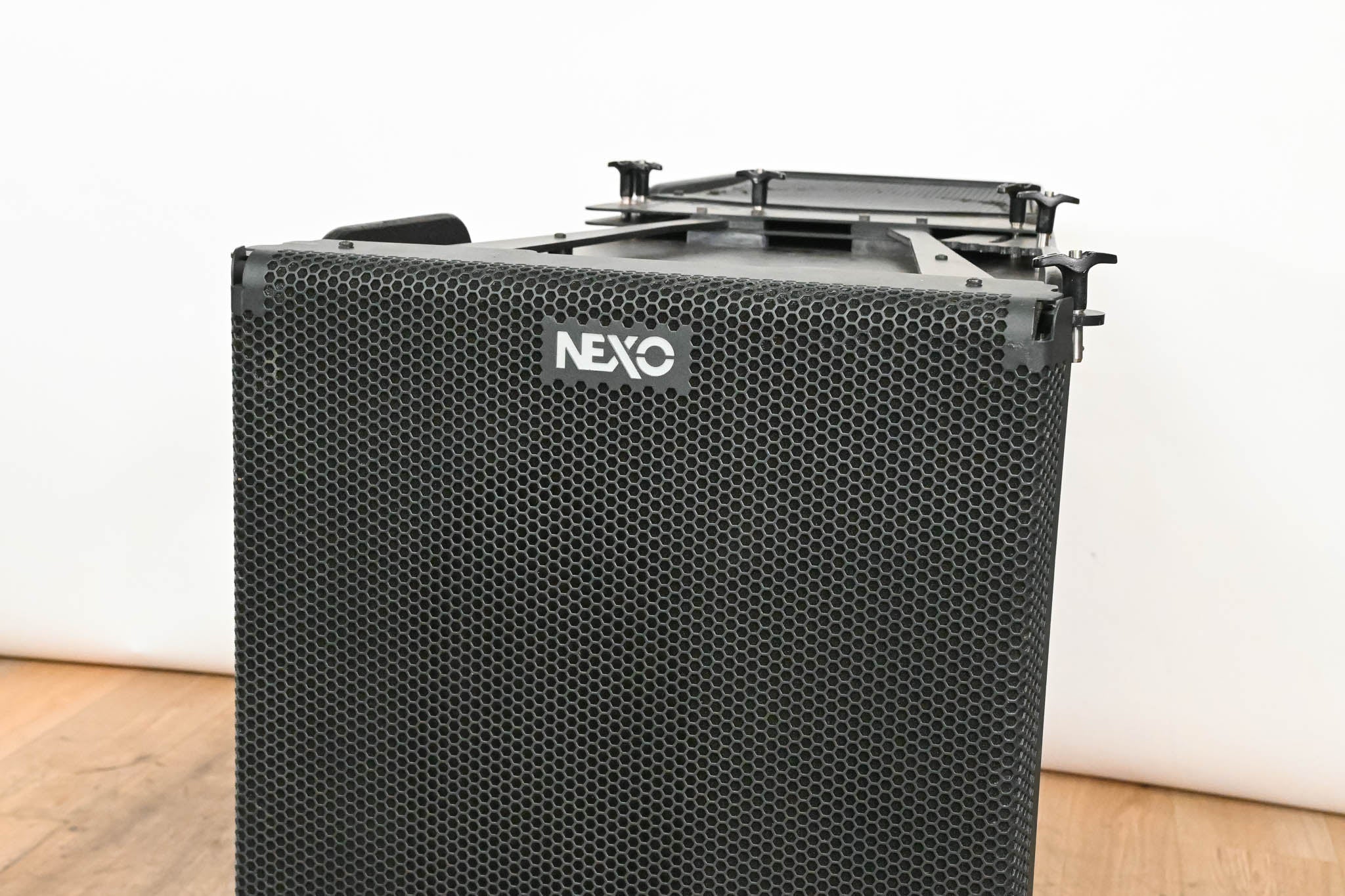 NEXO GEO SUB Cardioid Bass and Sub-Bass Module