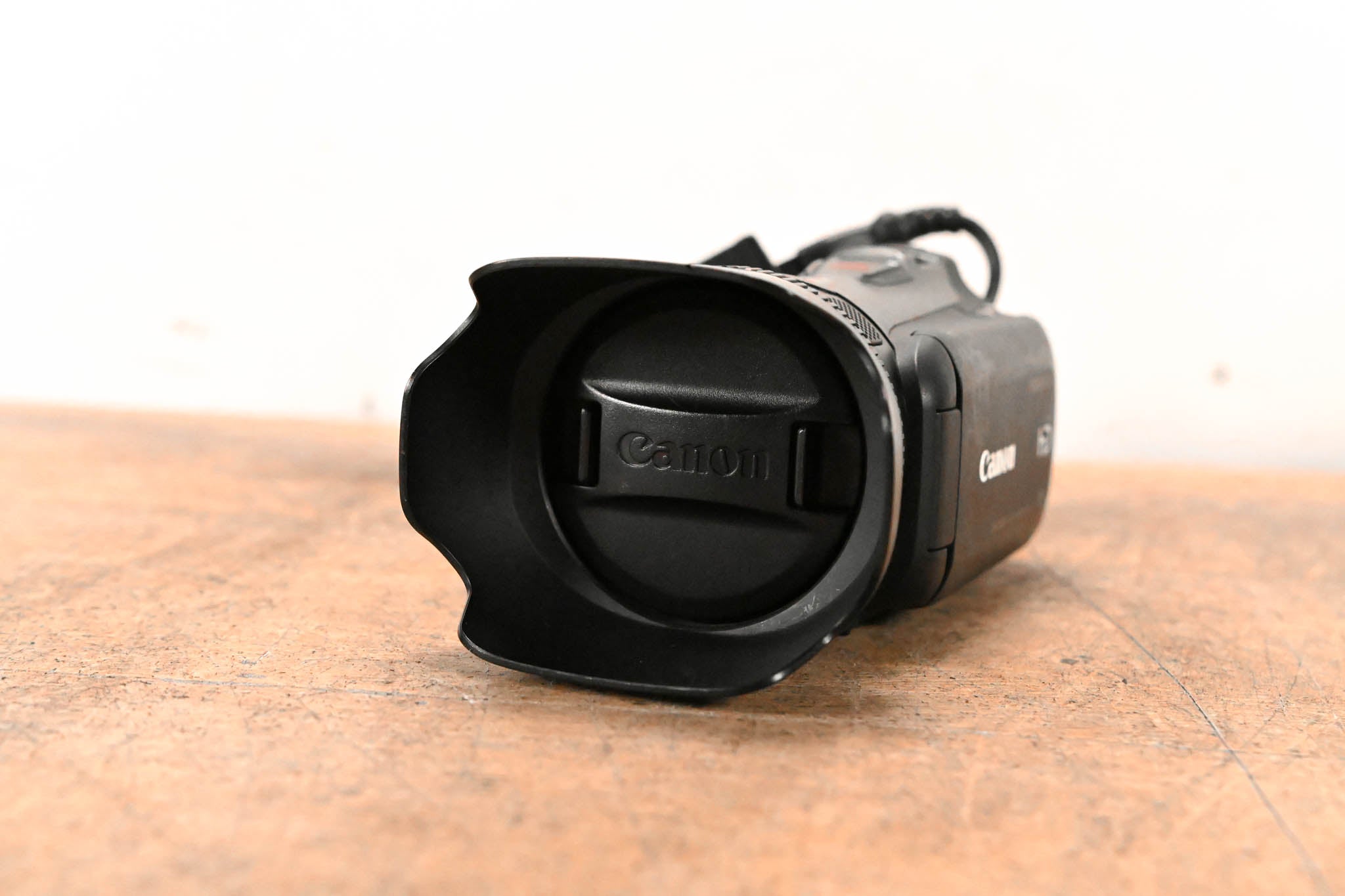 Canon Vixia HF G10 Full HD Camcorder w/HD CMOS Pro + 32GB Internal Flash