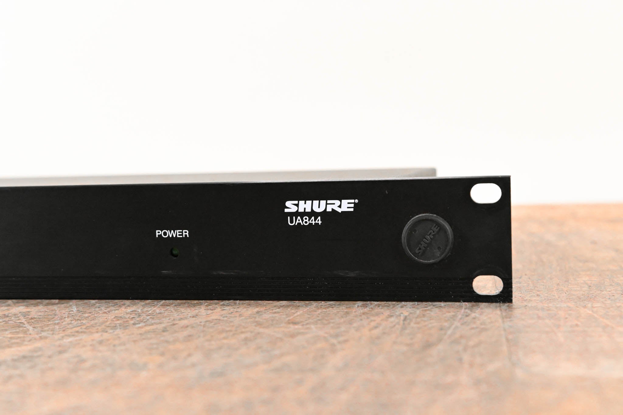 Shure UA844SWB Antenna Distribution System - 470-952 MHz (NO PSU)