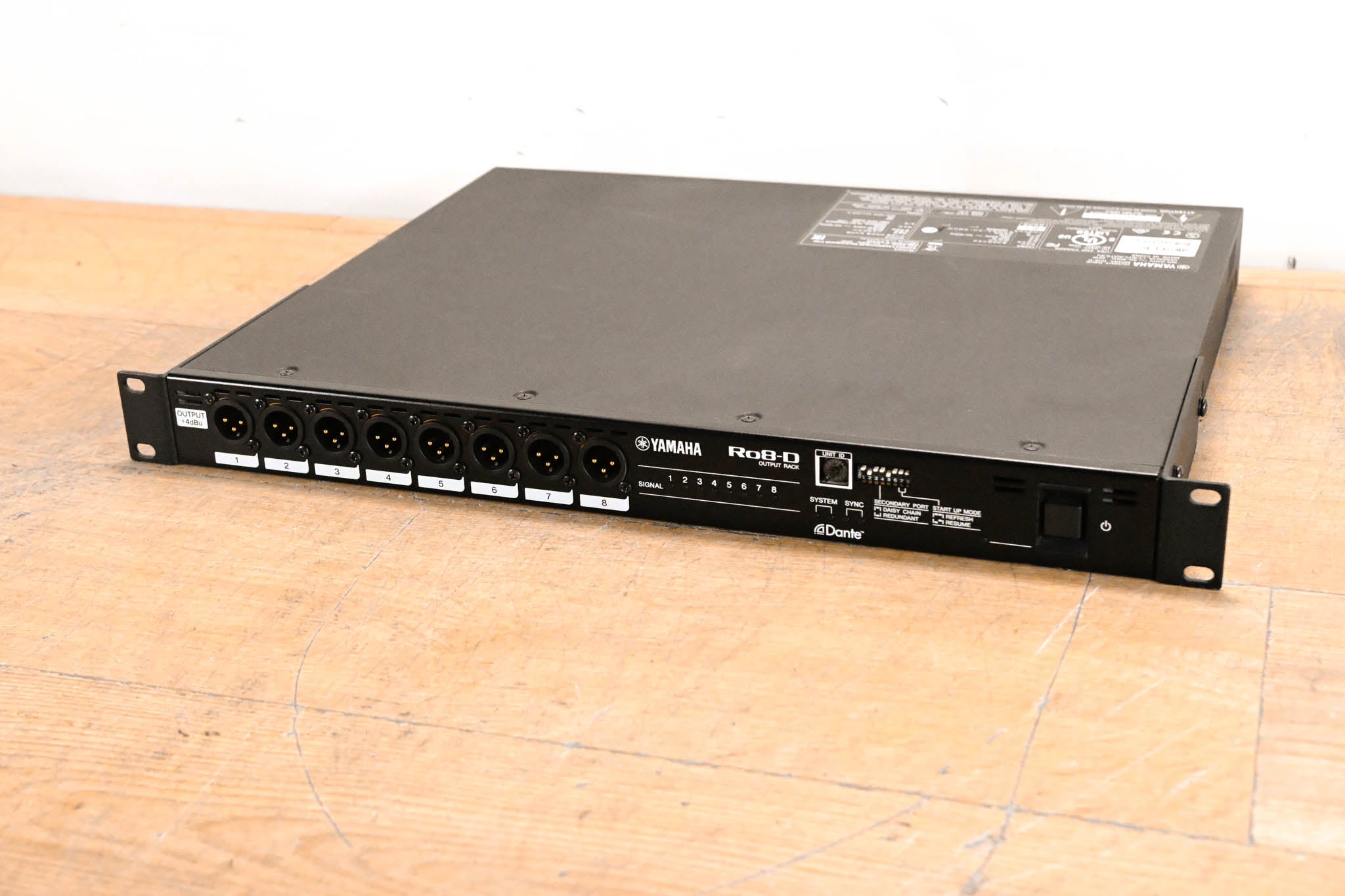 Yamaha Ro8-D Rio Series 8-Channel Remote Output Rack w/ Dante