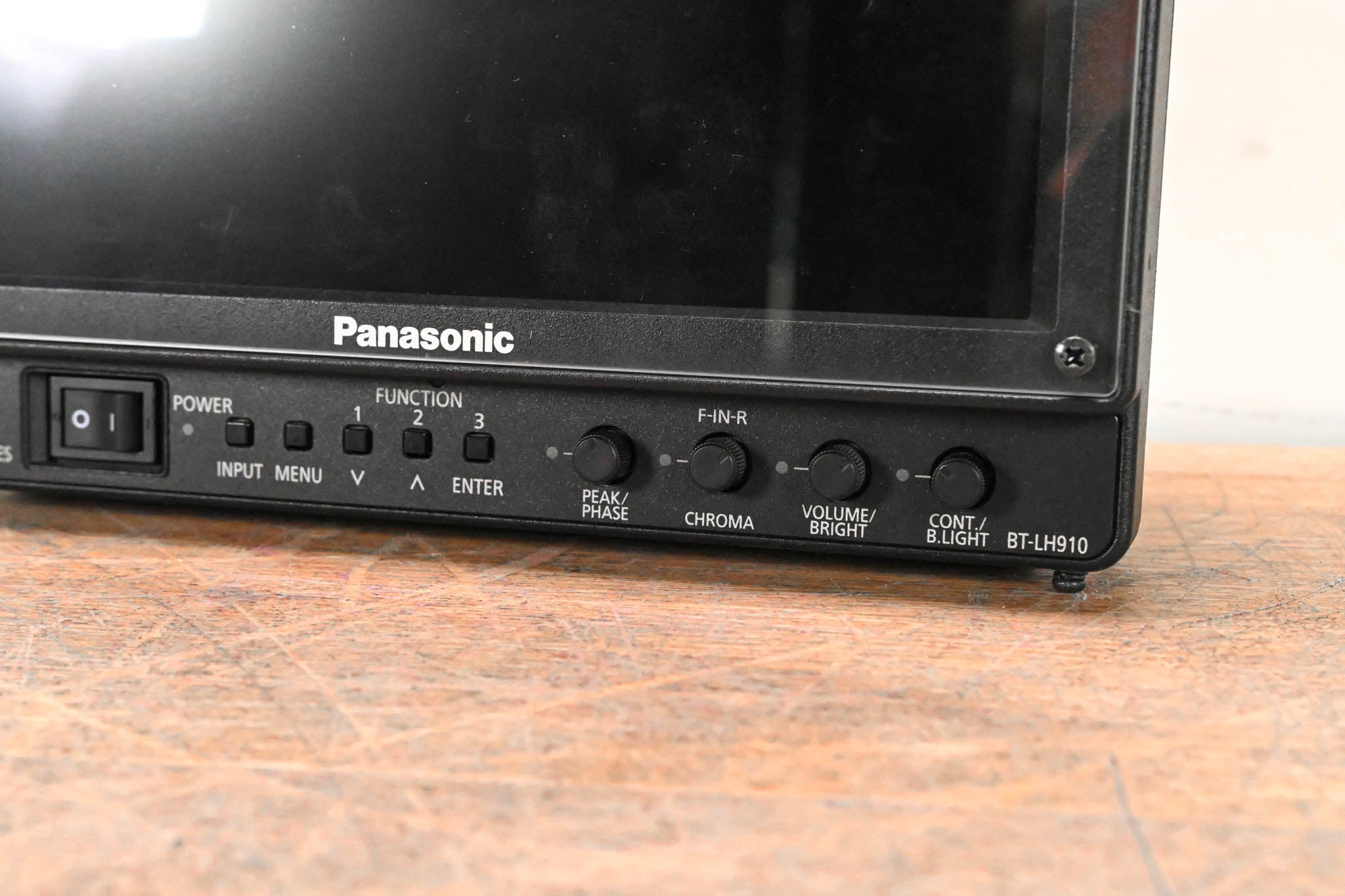 Panasonic BT-LH910G 9" LCD HDMI / SDI Video Monitor
