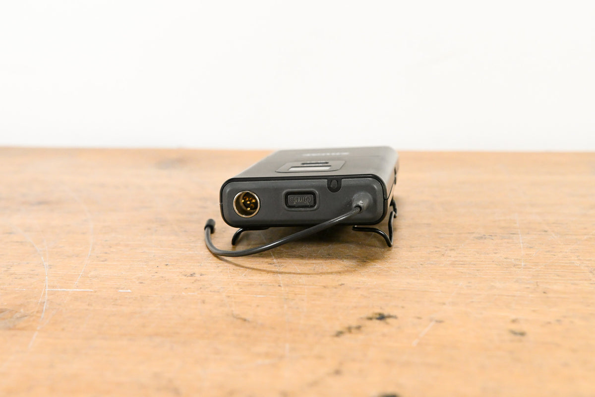 Shure SLX14 Bodypack Wireless System - J3 Band (NO POWER SUPPLY)